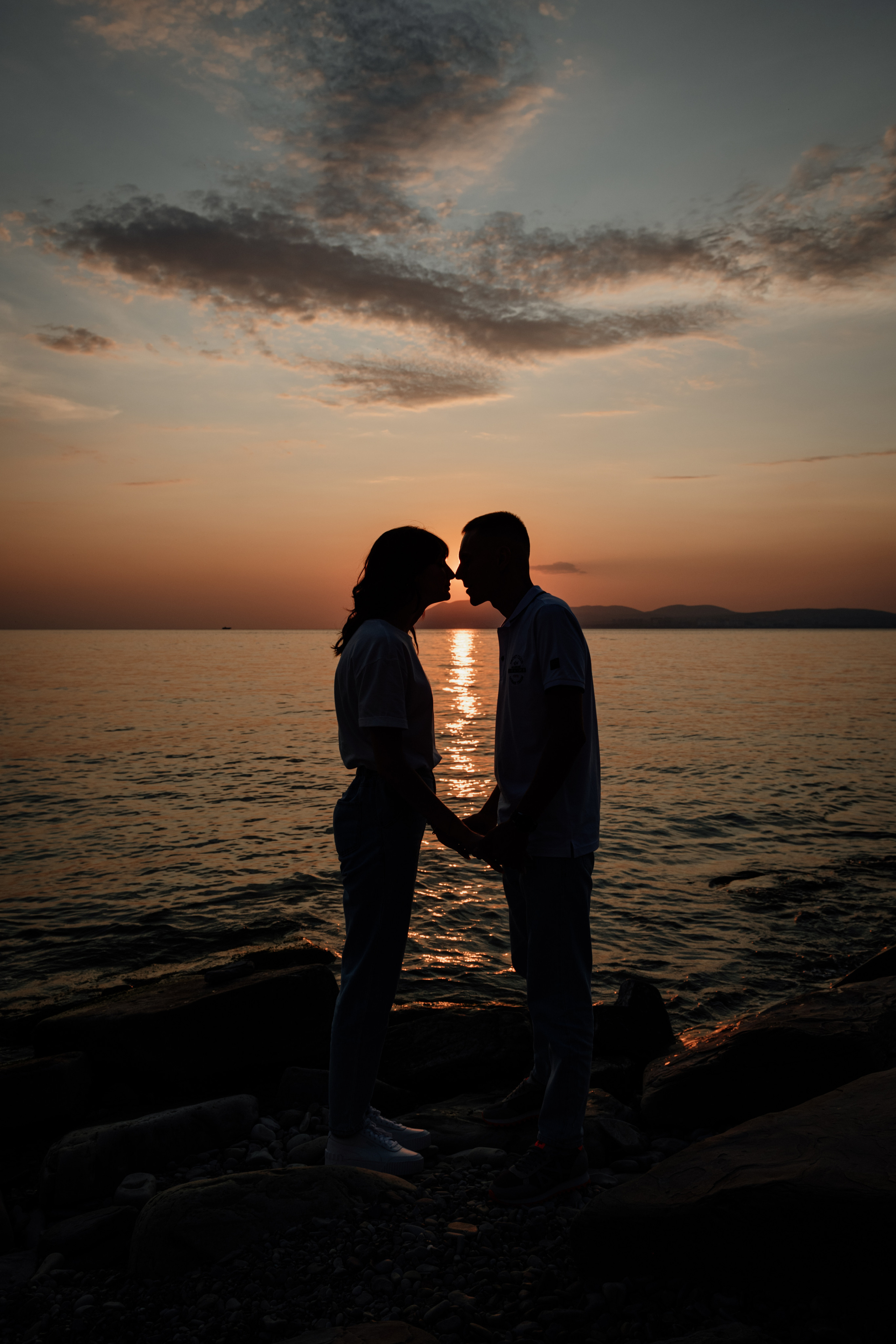 Фотосессия влюбленных на море. Свадебный фотограф Новороссийск Марина КрамарИна Полещук