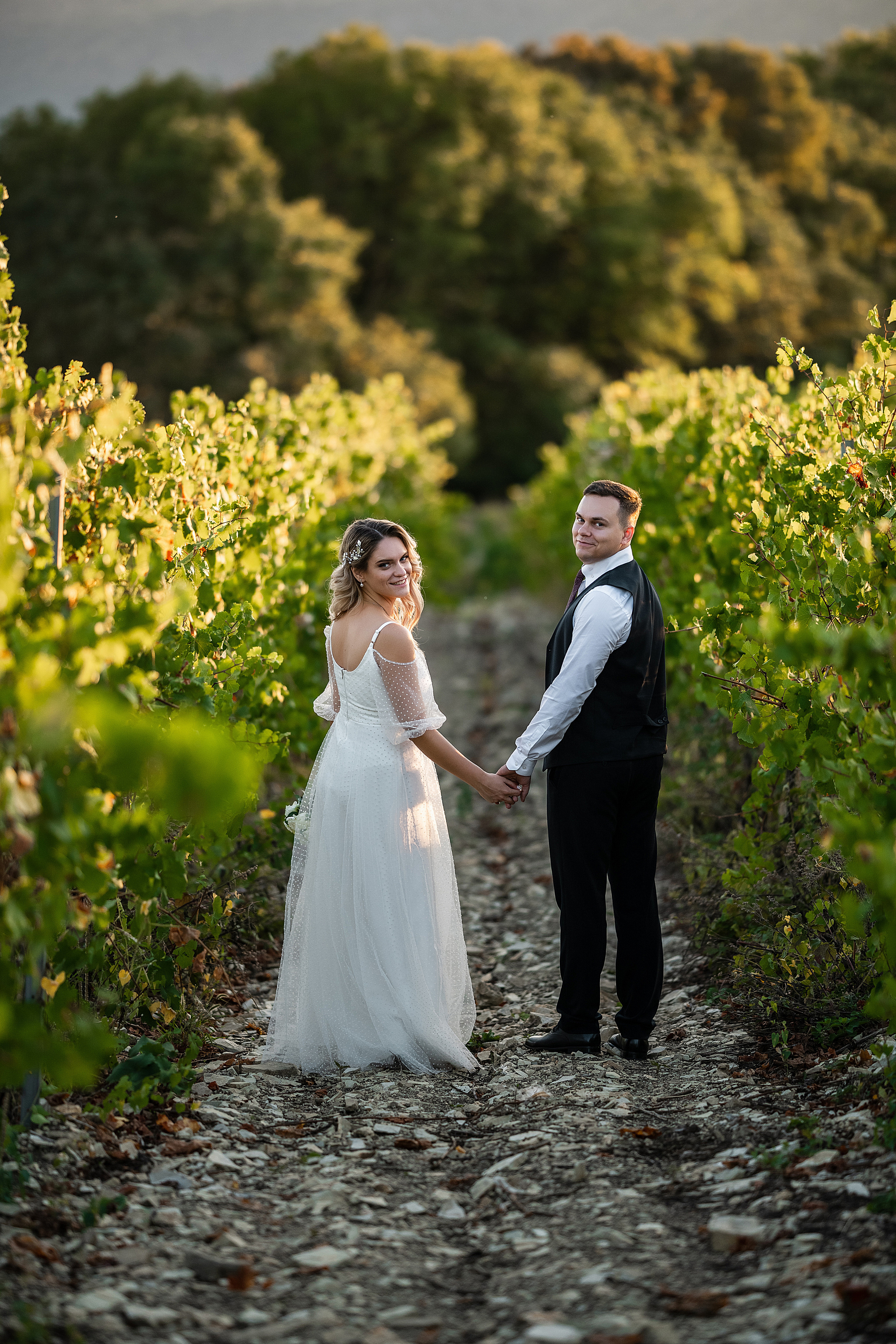 Свадьба букет невесты жених невеста свадебное платье. Свадебный фотограф Новороссийск Марина КрамарИна Полещук