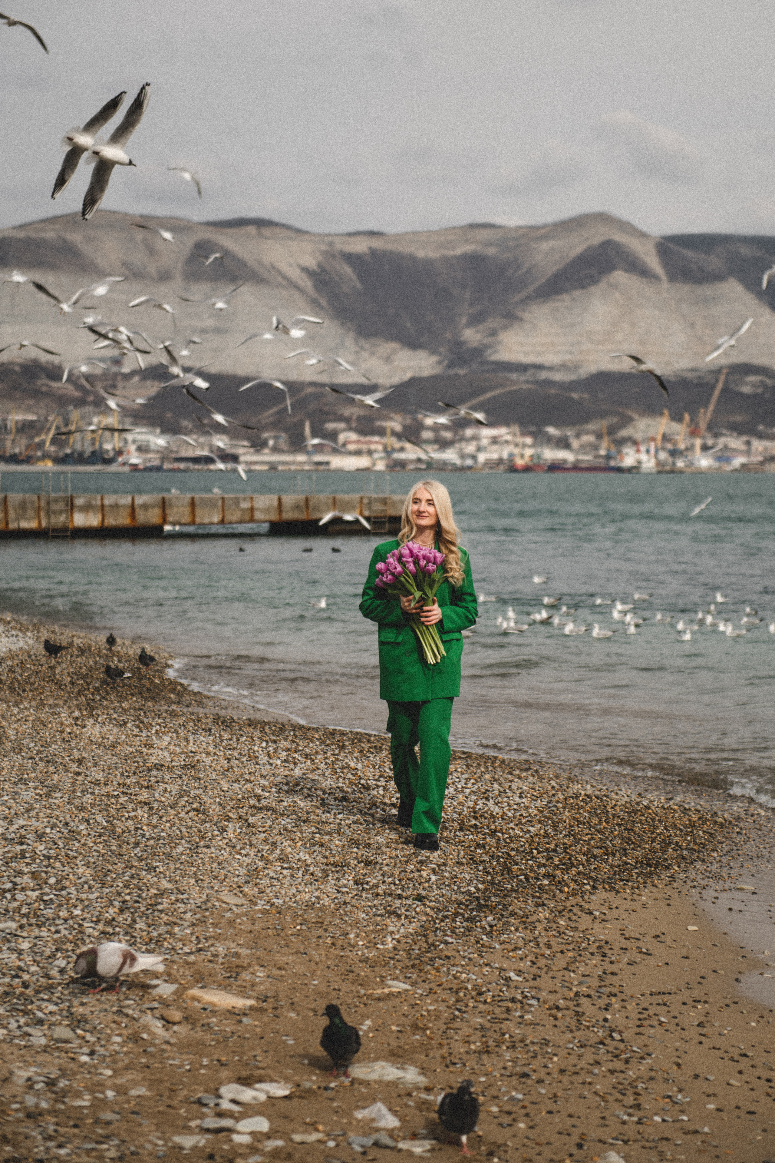 Фотограф новороссийск, женская фотосессия с цветами, фотосессия весной. Свадебный фотограф Новороссийск Марина КрамарИна Полещук