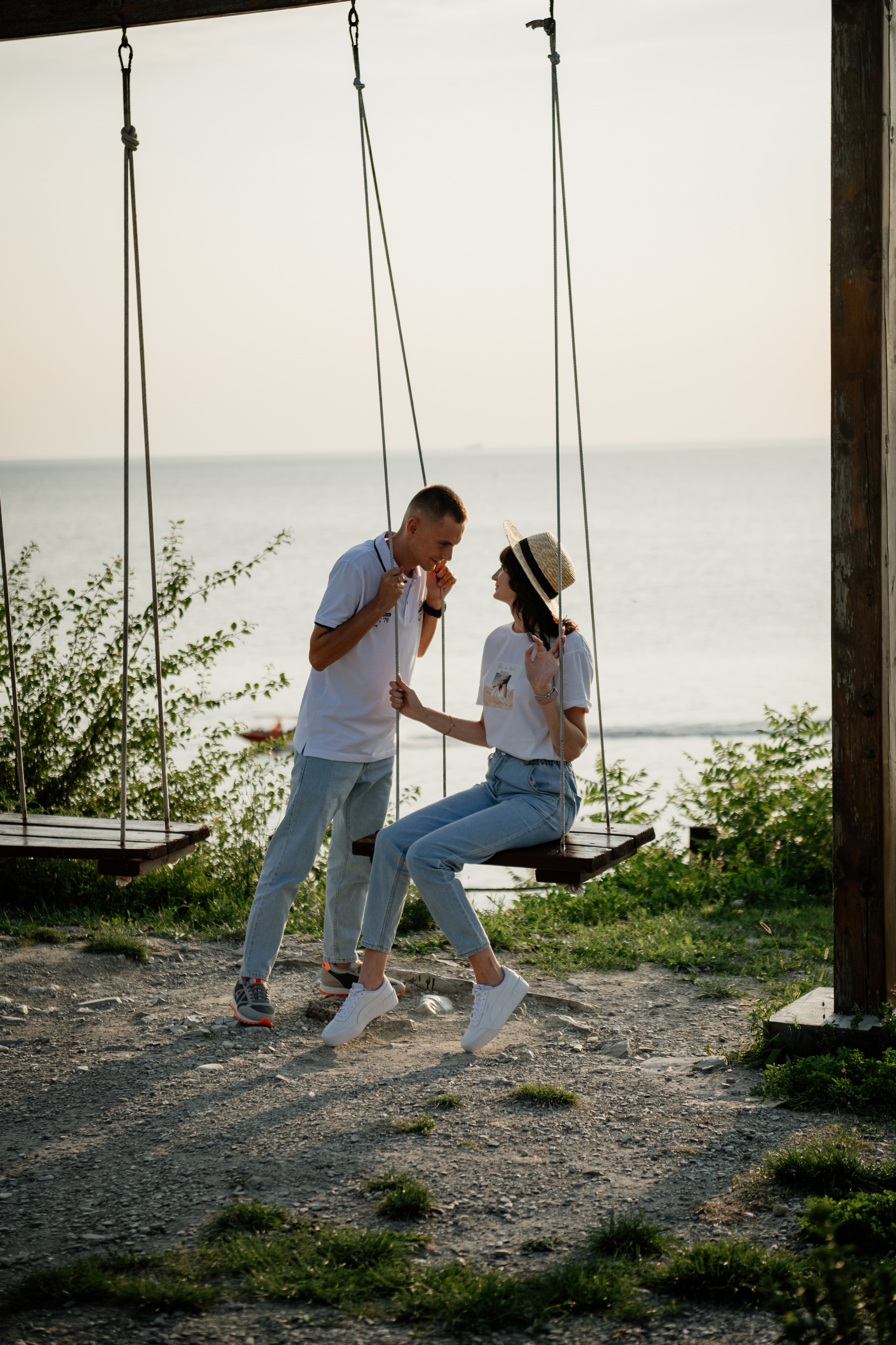 Фотосессия влюбленных на море. Свадебный фотограф Новороссийск Марина КрамарИна Полещук