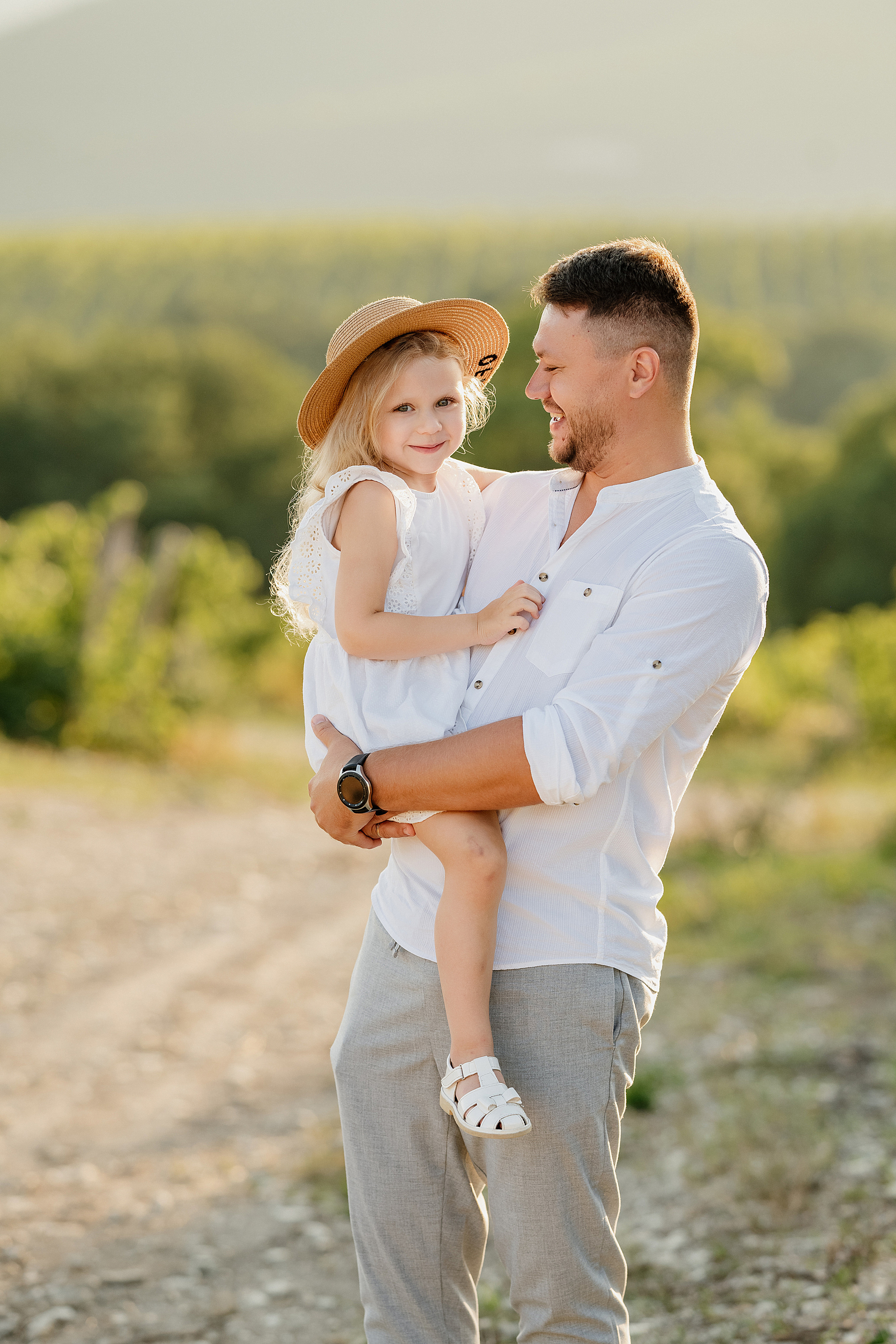 Семейная фотосессия, фотосессия семь, летняя фотосессия семьи. Свадебный фотограф Новороссийск Марина КрамарИна Полещук