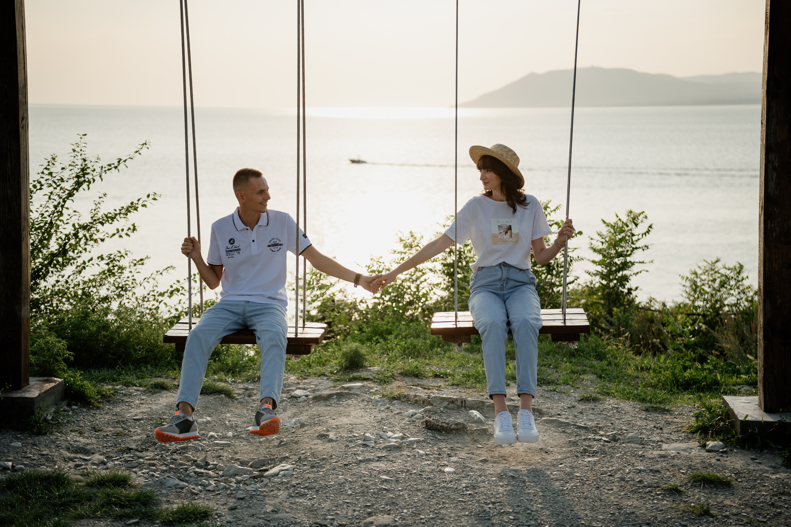 Фотосессия влюбленных на море. Свадебный фотограф Новороссийск Марина КрамарИна Полещук