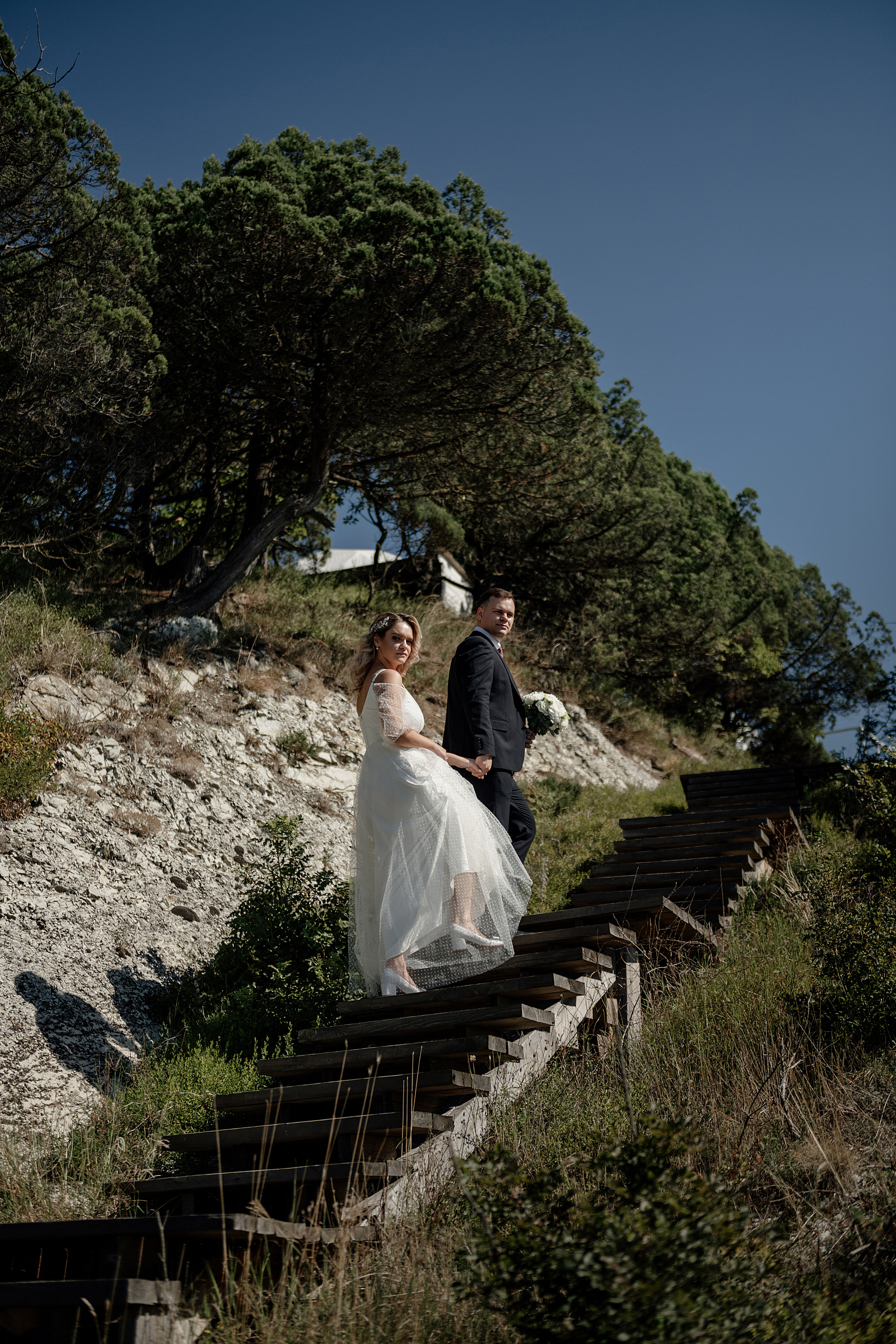 Свадьба букет невесты жених невеста свадебное платье. Свадебный фотограф Новороссийск Марина КрамарИна Полещук