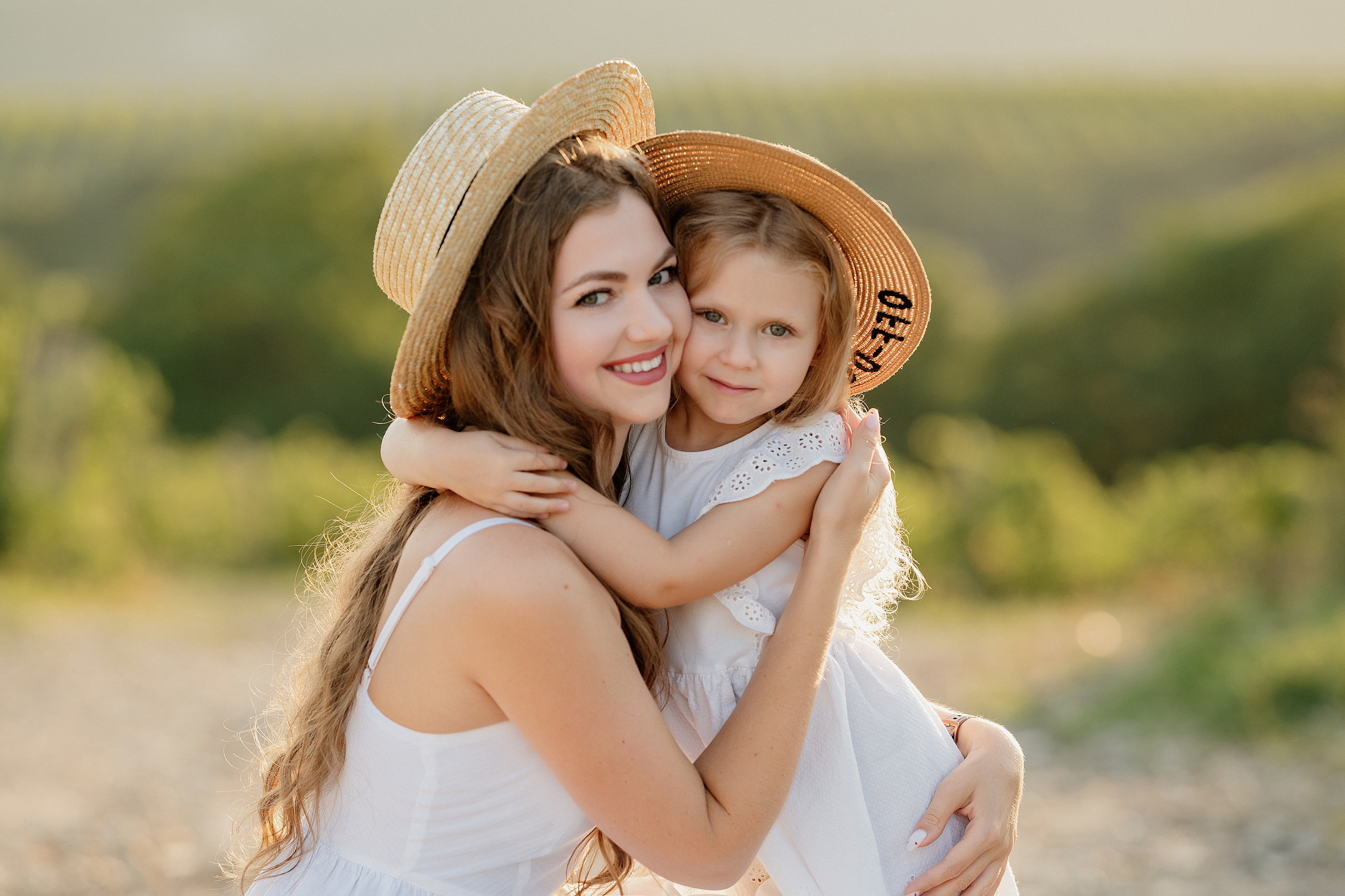 Семейная фотосессия, фотосессия семь, летняя фотосессия семьи. Свадебный фотограф Новороссийск Марина КрамарИна Полещук