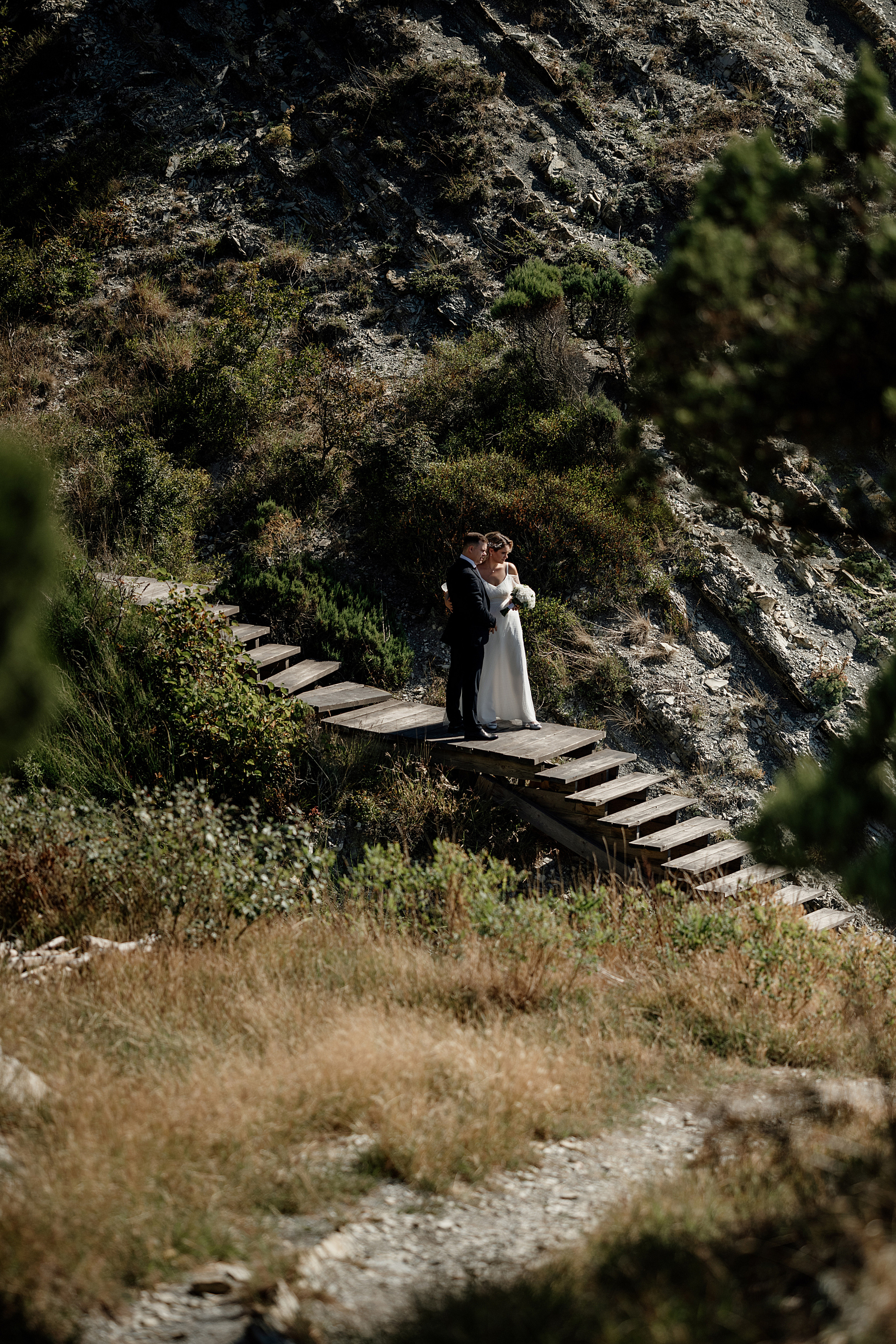 Свадьба букет невесты жених невеста свадебное платье. Свадебный фотограф Новороссийск Марина КрамарИна Полещук