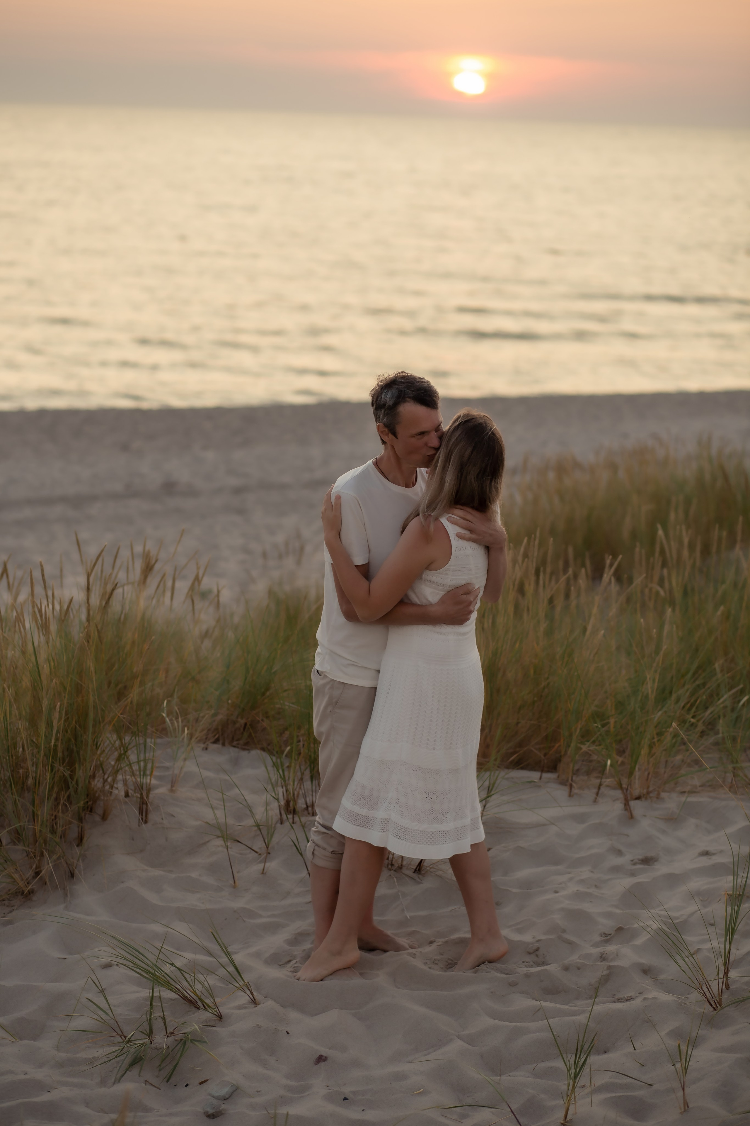 Екатерина и Антон. На закате. Фотограф в Калининграде Решетникова Алина