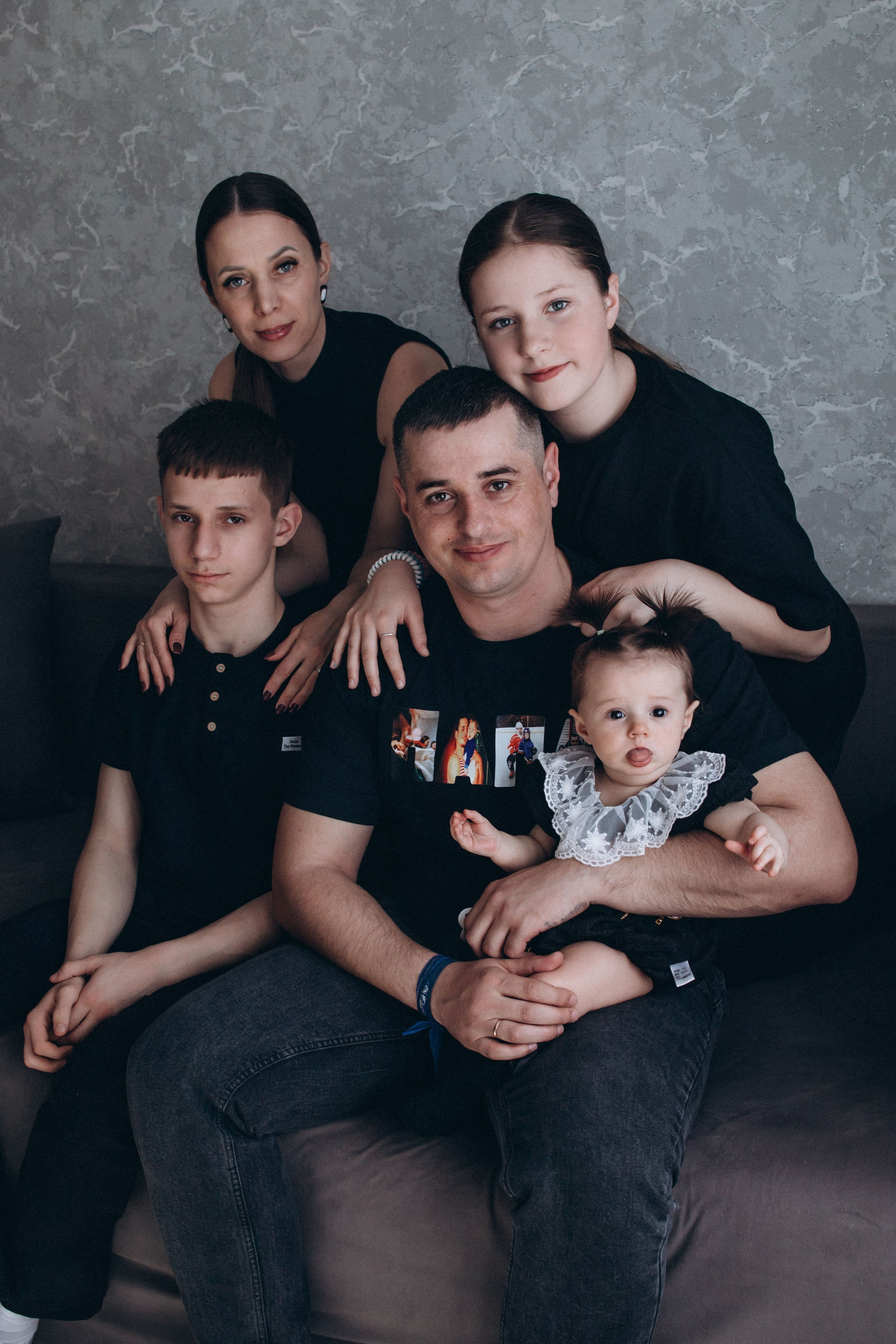 Семья Атамась. Семейный фотограф Нижневартовск Тюмень Ефимова Ирина