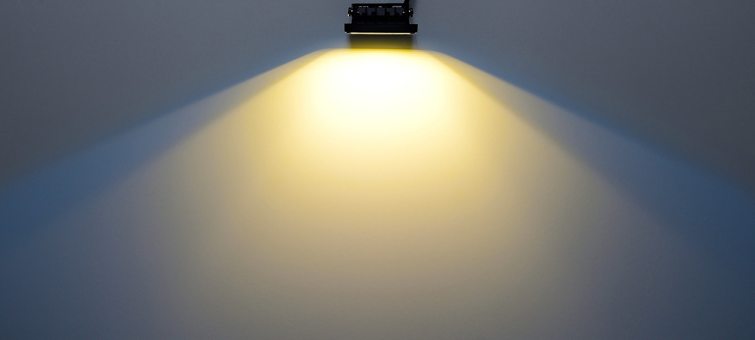 Фотосъёмка светового оборудования. Съемка люстр и светильников