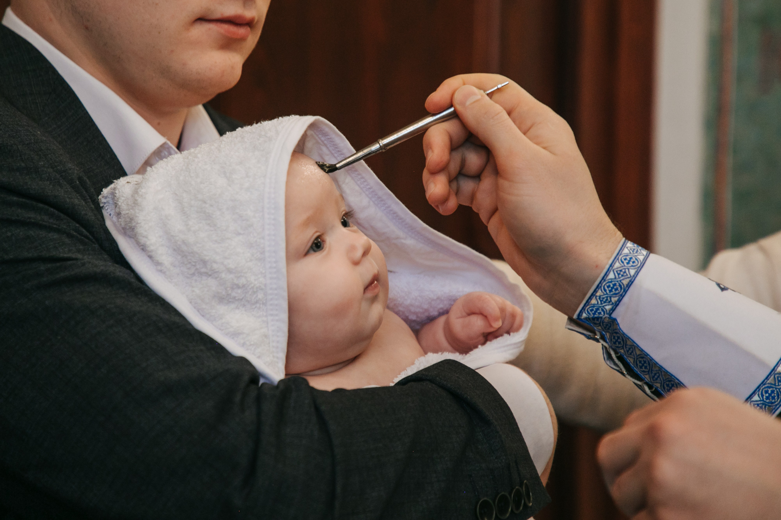 Крещение Храм Спаса Нерукотворного Образа г. Всеволожск. Фотограф на крещение в Санкт Петербурге
