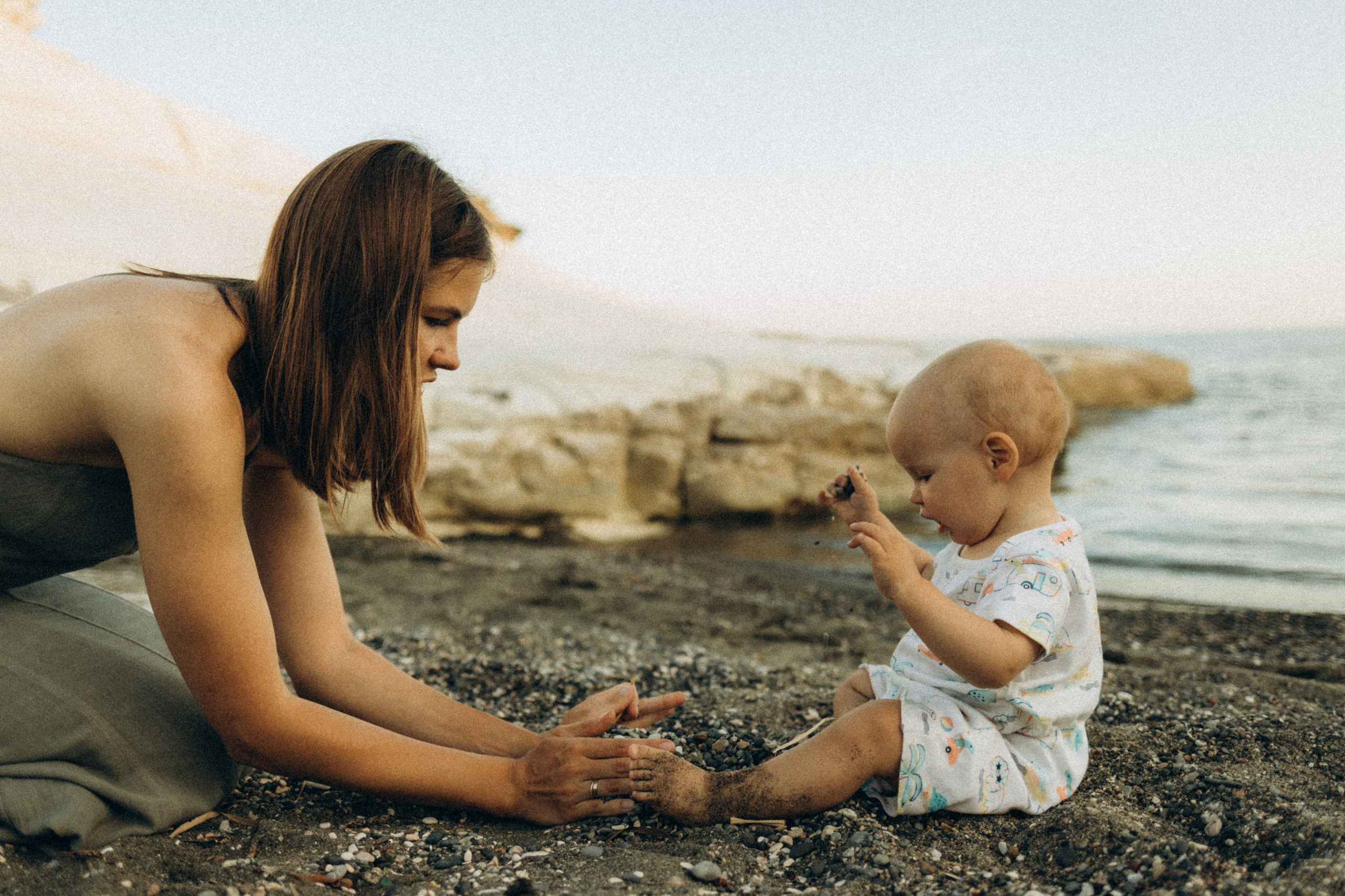 Прогулка у моря. Анастасия Кацуба. Фотограф материнства и семейный фотограф. Валенсия