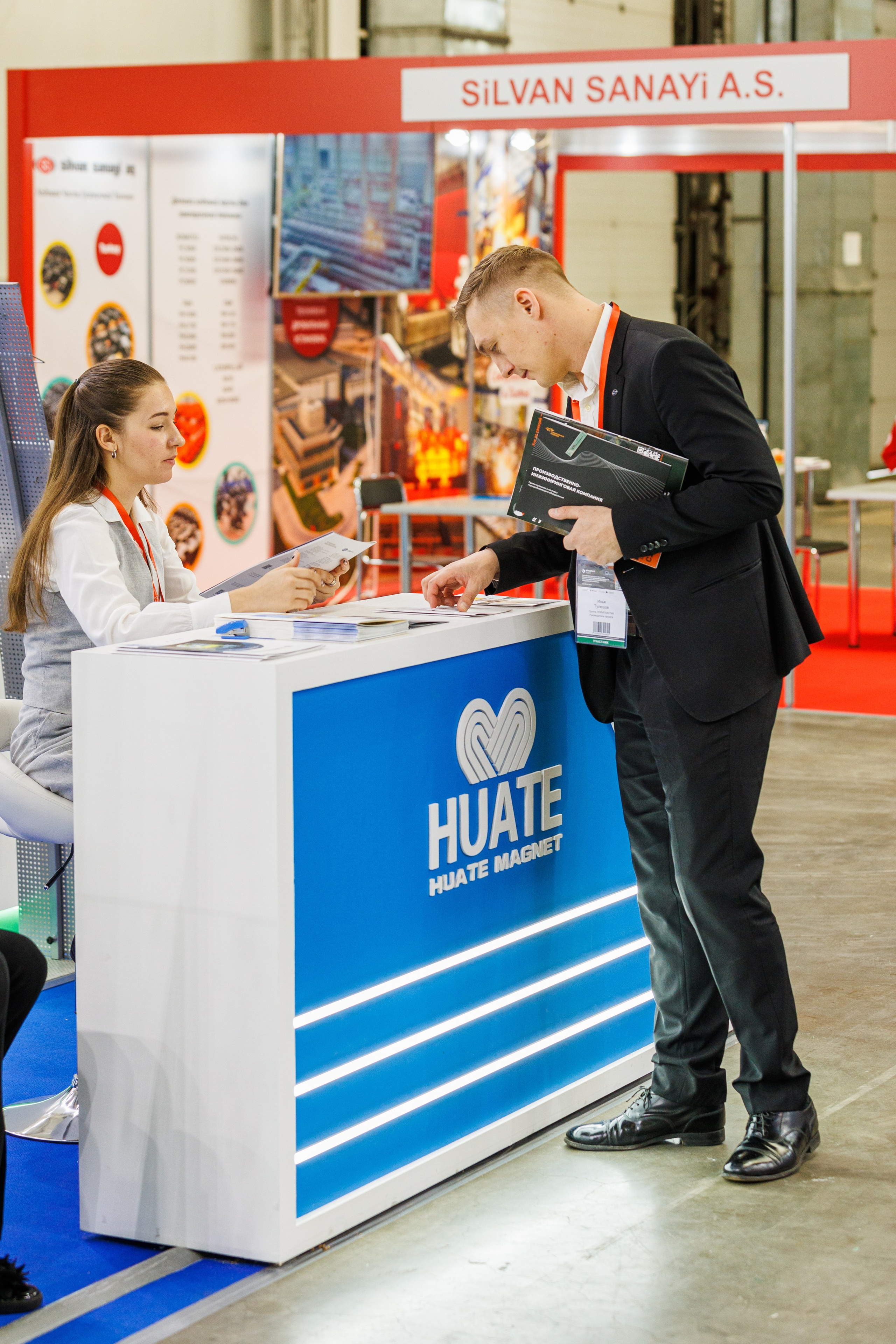 Съёмка стенда на выставке. Фотограф на мероприятие в Москве Марик