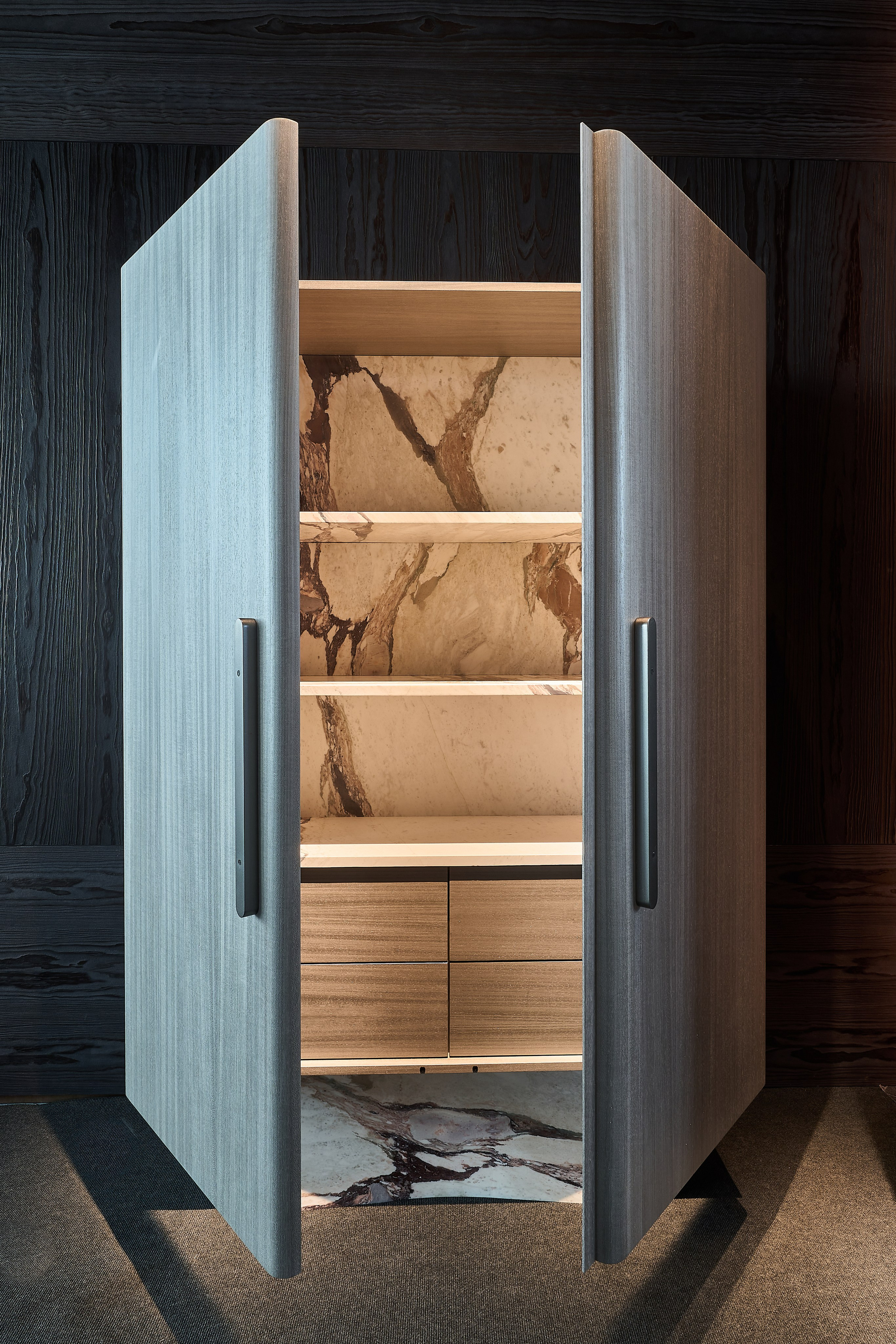 Интерьерная съемка компании Five Stone с выставки. Murad Kamazov