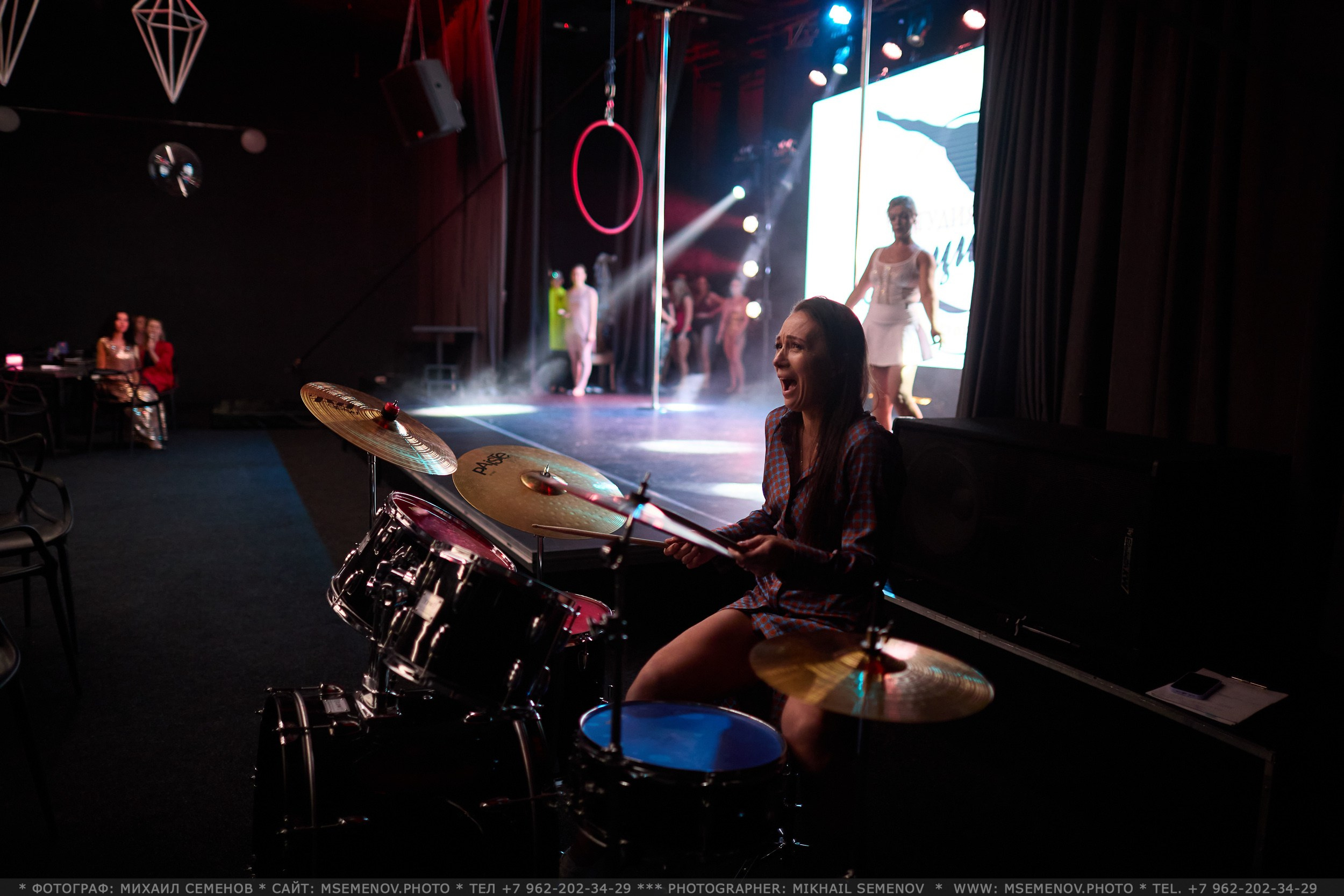 АНОНС фоторепортажа с Юбилейного концерта «ГРАЦИЯ». Фотограф, фотопроекты Михаила Семенова в Ярославле. Фотошкола