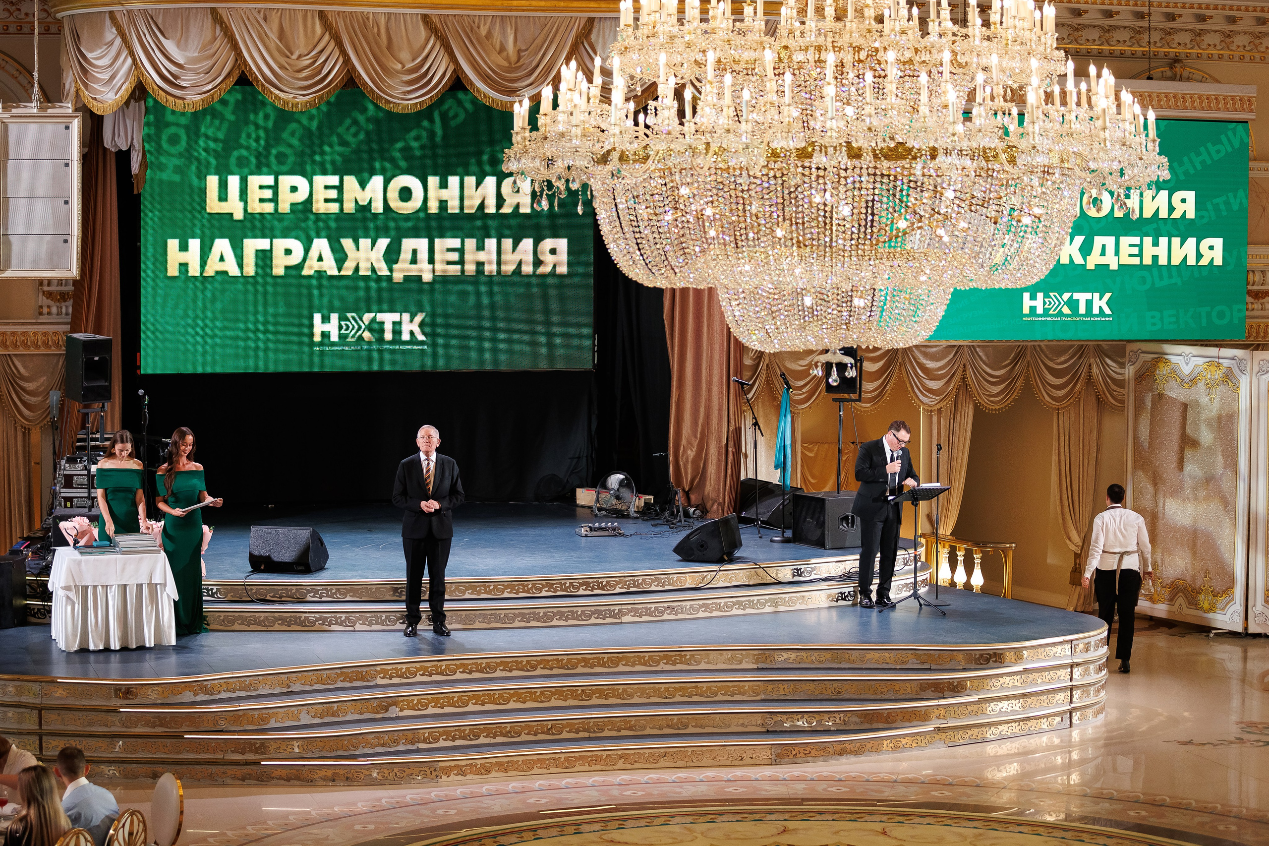 Корпоратив в Safisa. Репортажный Фотограф в Москве Александр Назаров