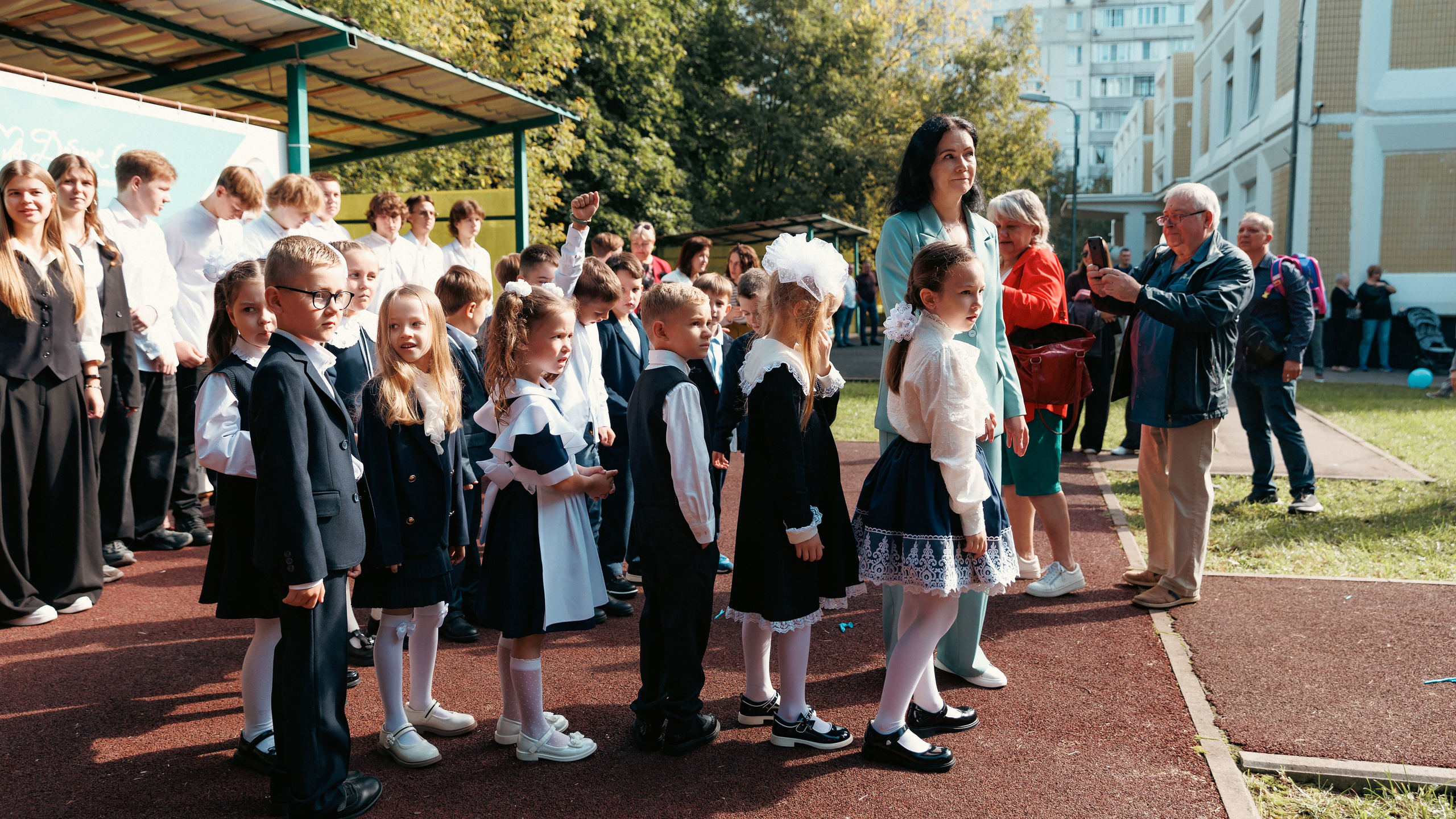 1 сентября. Репортажный Фотограф в Москве Александр Назаров