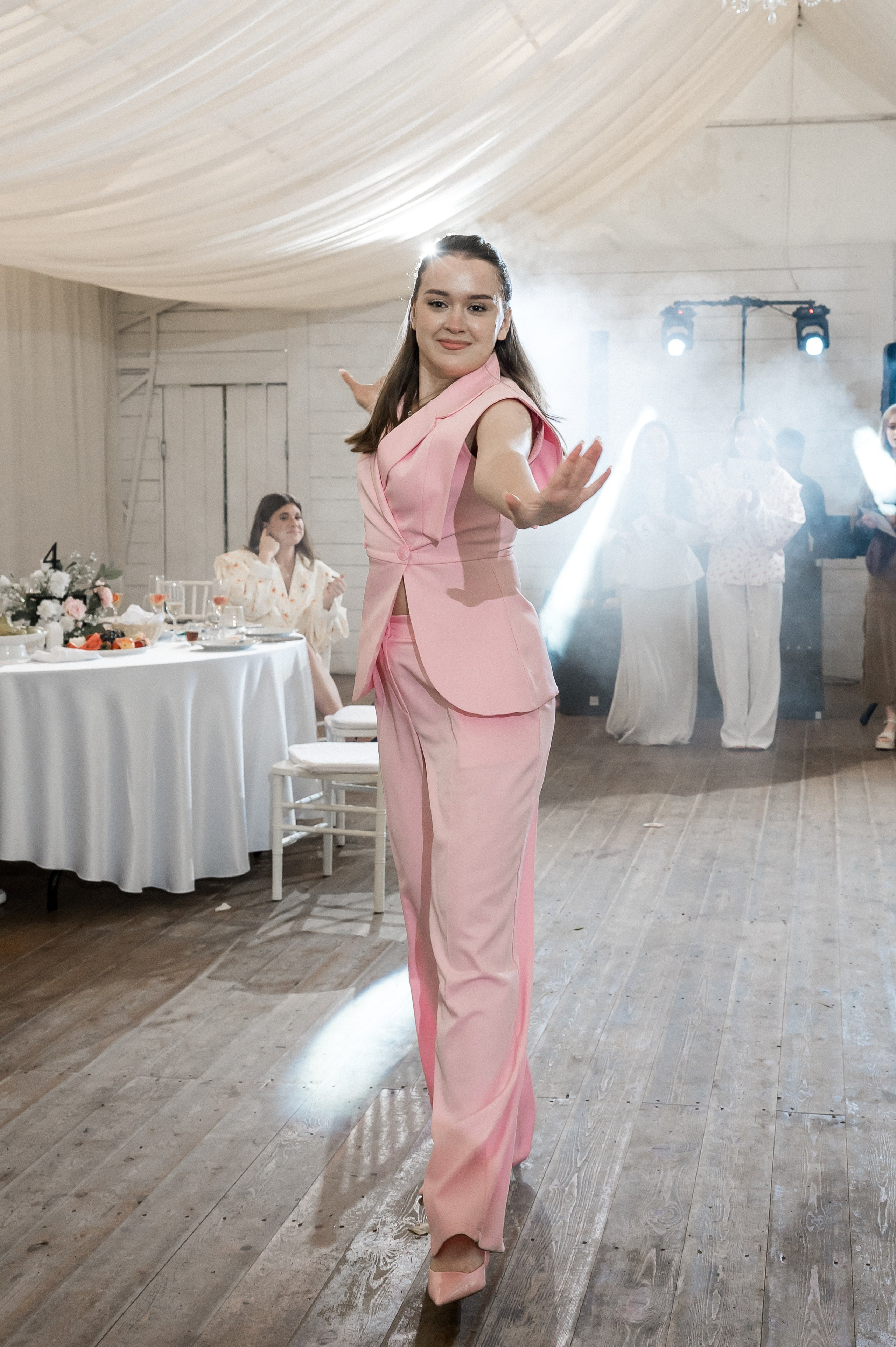 Михаил и Софья 08.08.25. Свадебный фотограф в Новосибирске. Александра Верхушина