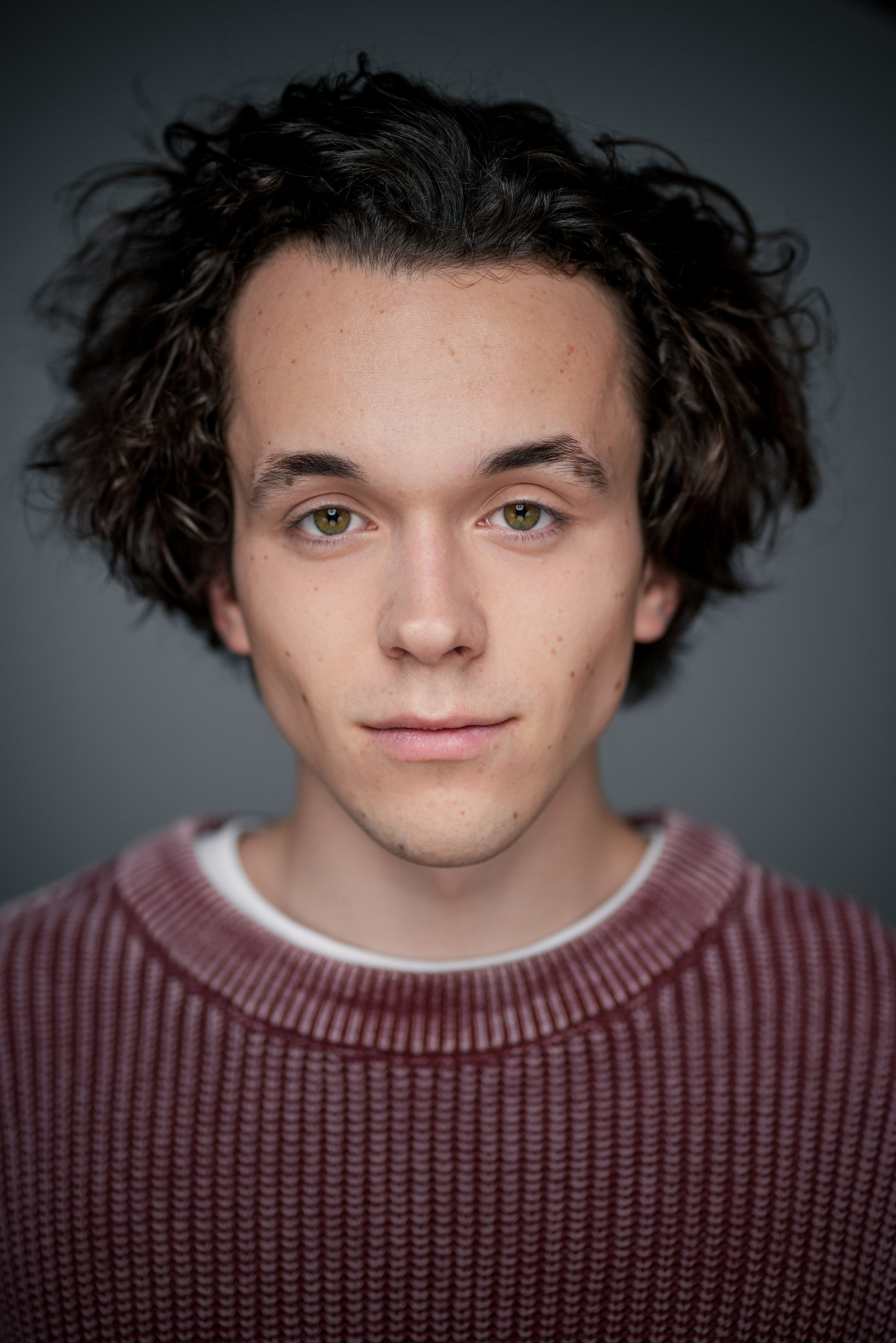 Актёр Владислав Грабарчук. Портретная съемка в Москве, студийный фотограф Игорь Фомин