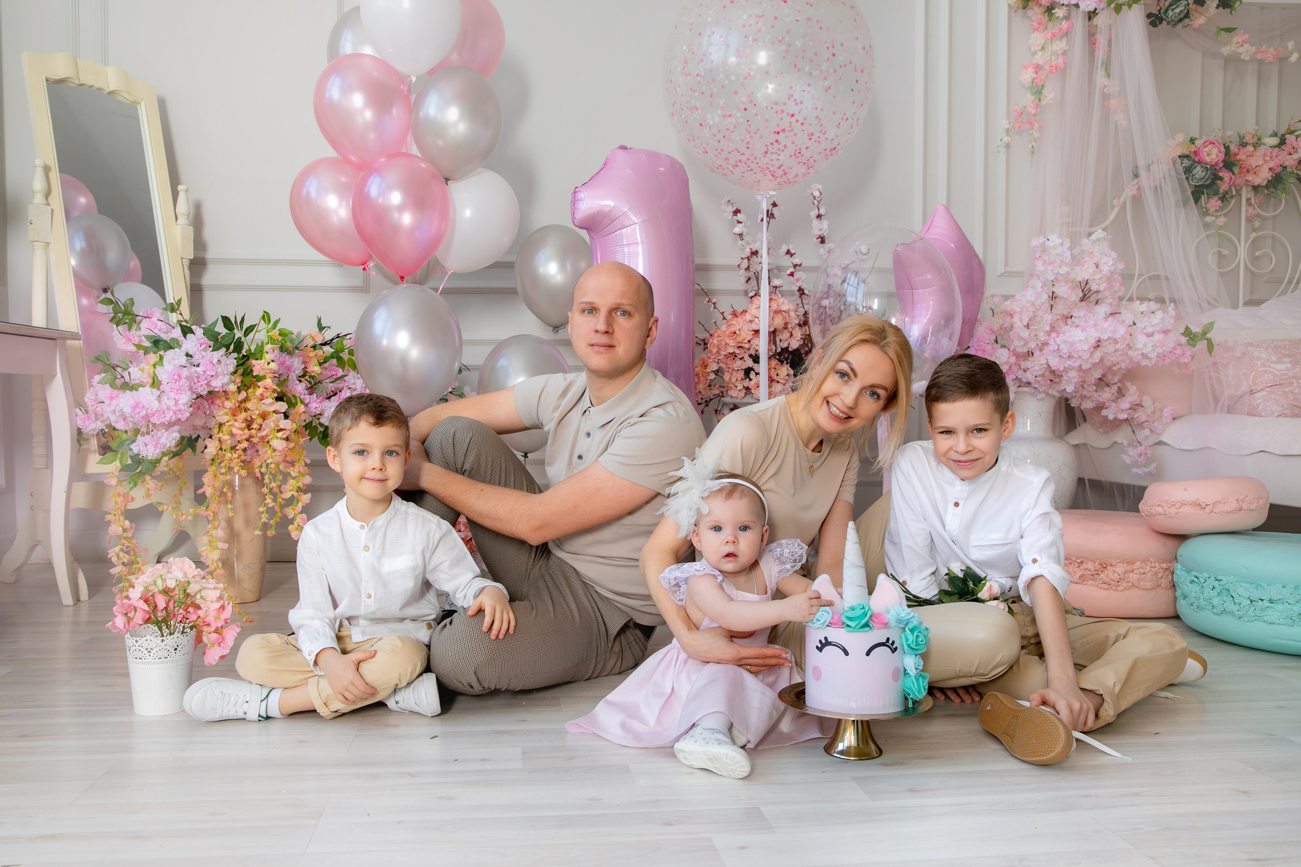 ДЕВОЧКИ. Дарья Бухреева — фотограф, видеограф и фототерапевт. Москва и мир