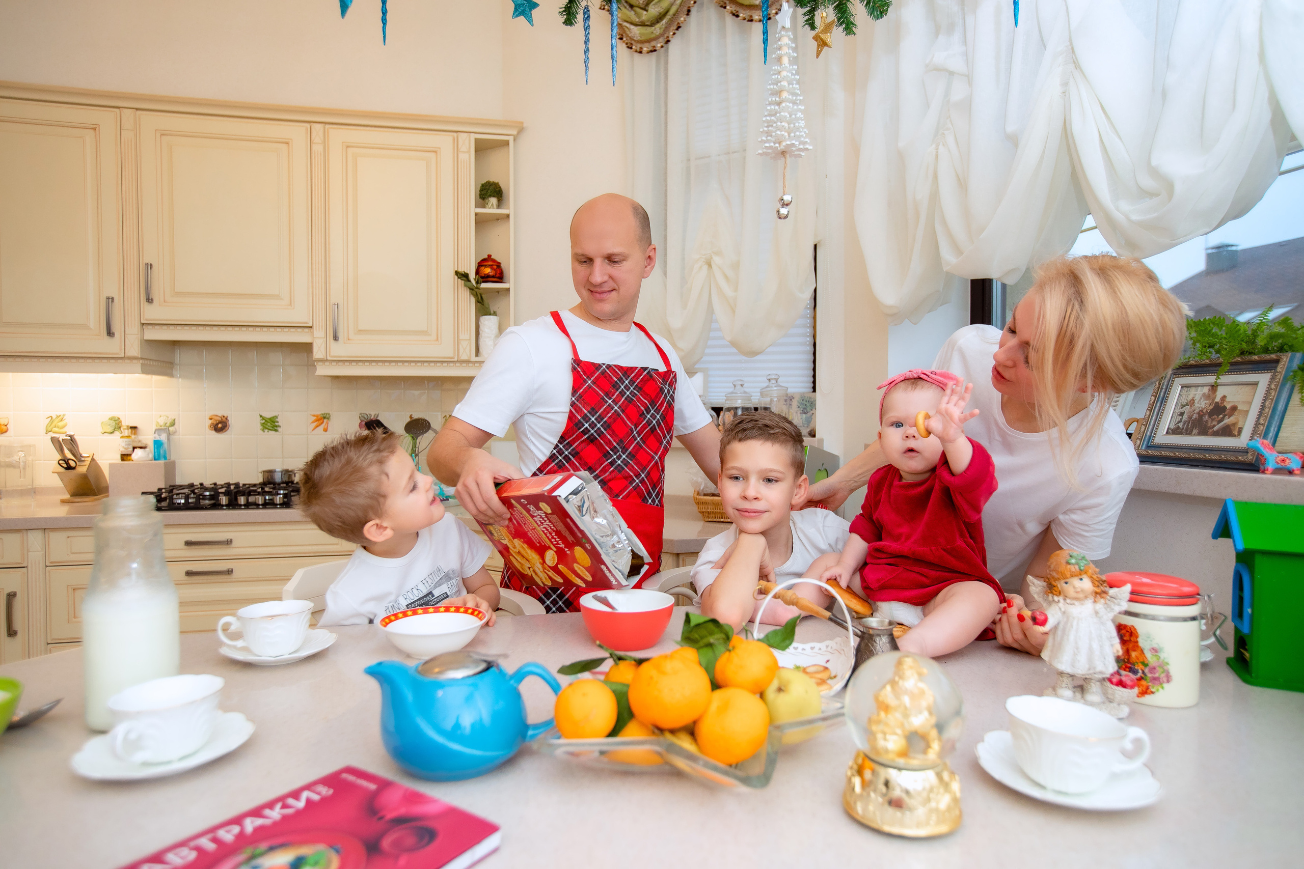 ДОМАШНИЕ ФОТОСЕССИИ. Дарья Бухреева — фотограф, видеограф и фототерапевт. Москва и мир