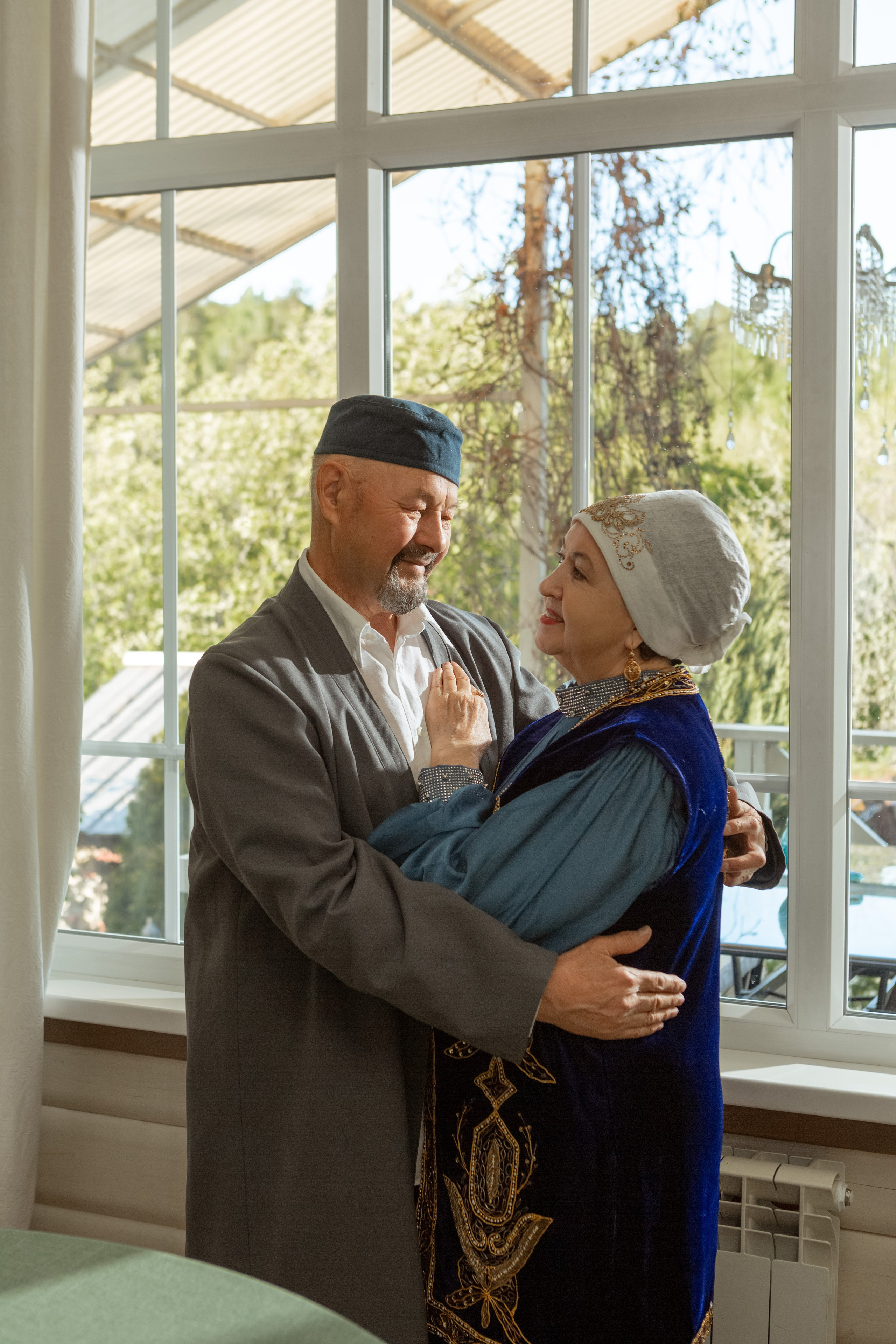 Семейная фотосессия в татарском и европейском стиле. Рекламный, предметный, репортажный, семейный фотограф и художник в Москве