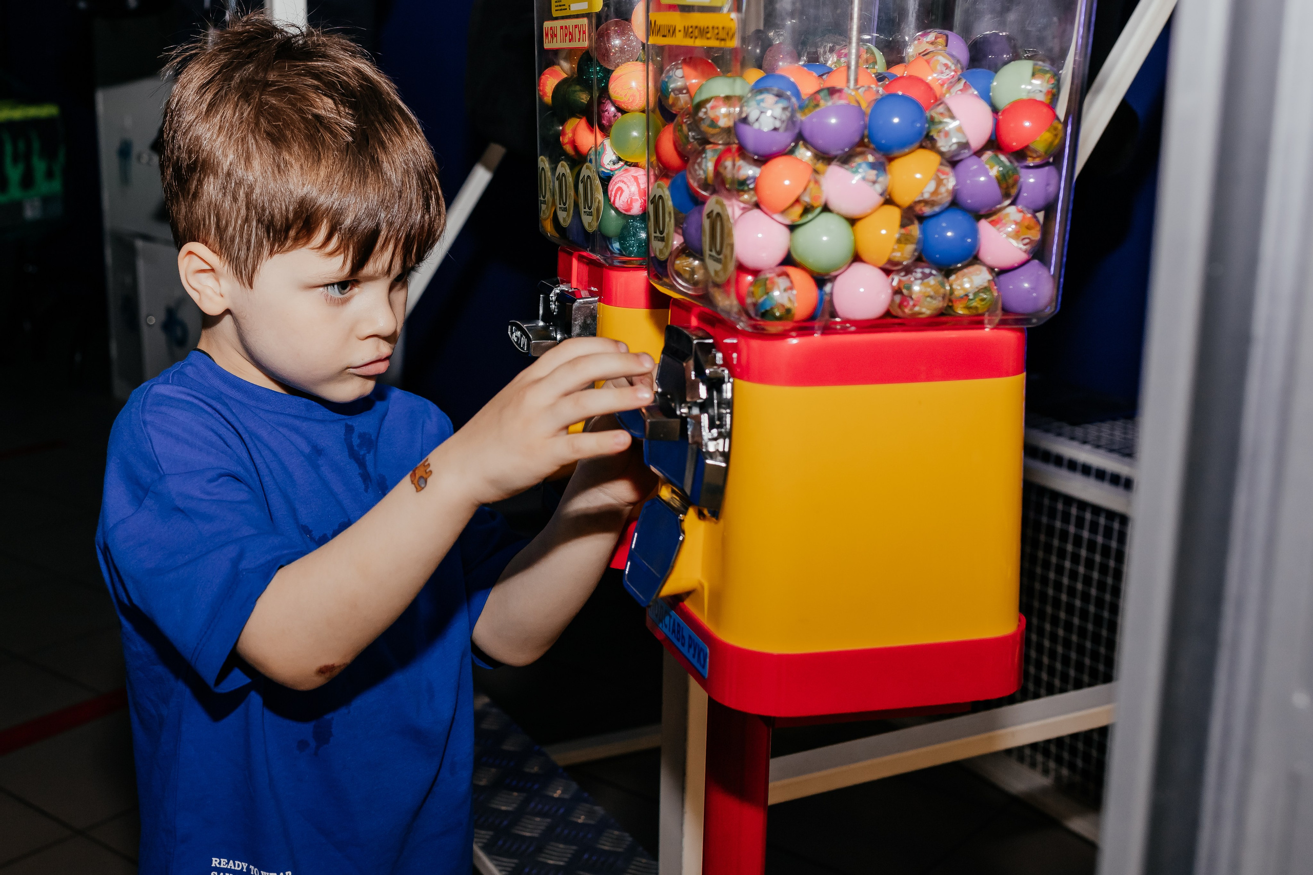 Артемию 7 лет. Семейный и домашний фотограф в Москве и МО Королева Валерия