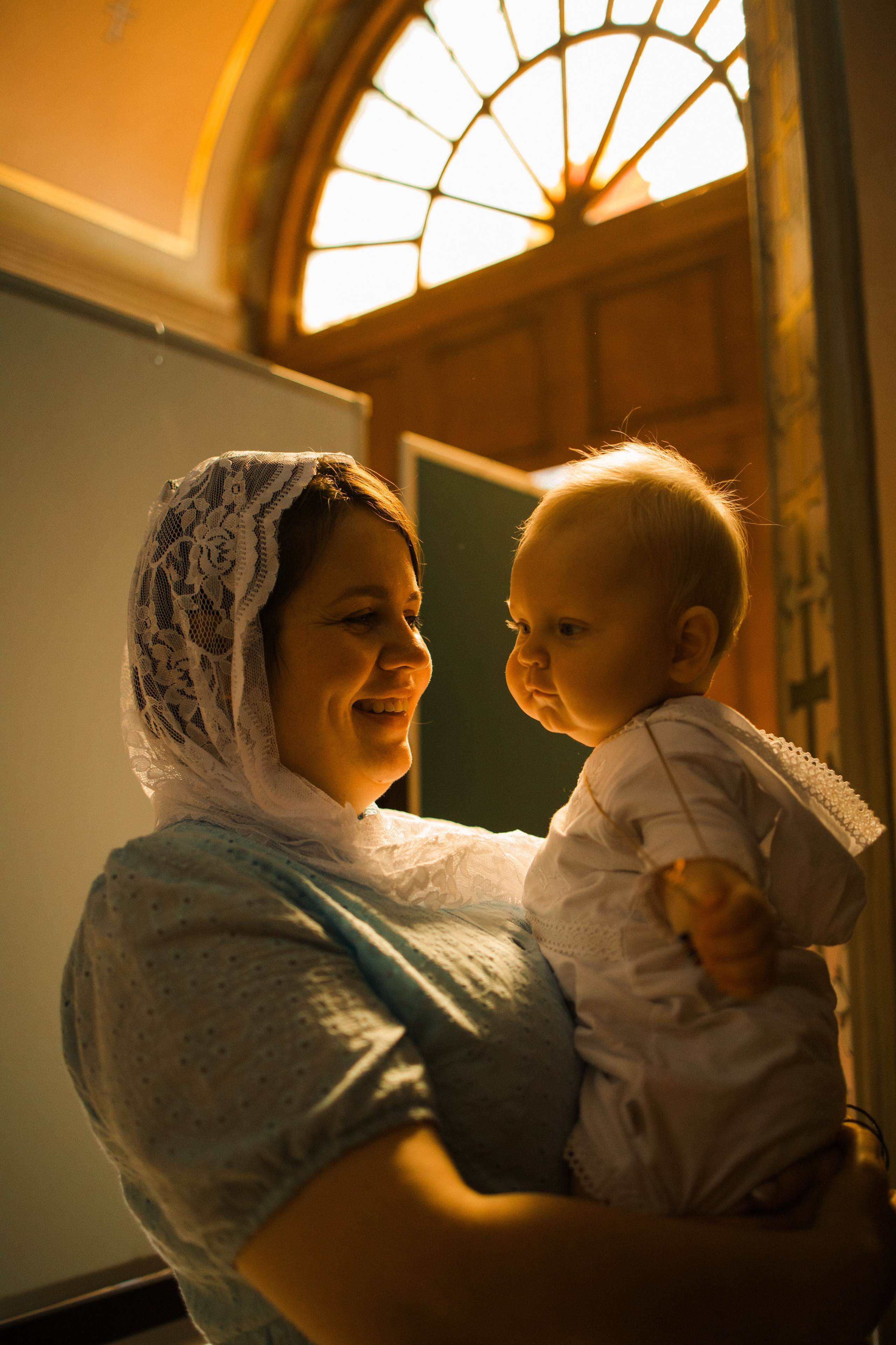 Фотосъемка крещения ребенка в Серпухове. Выпускные альбомы в Серпухове