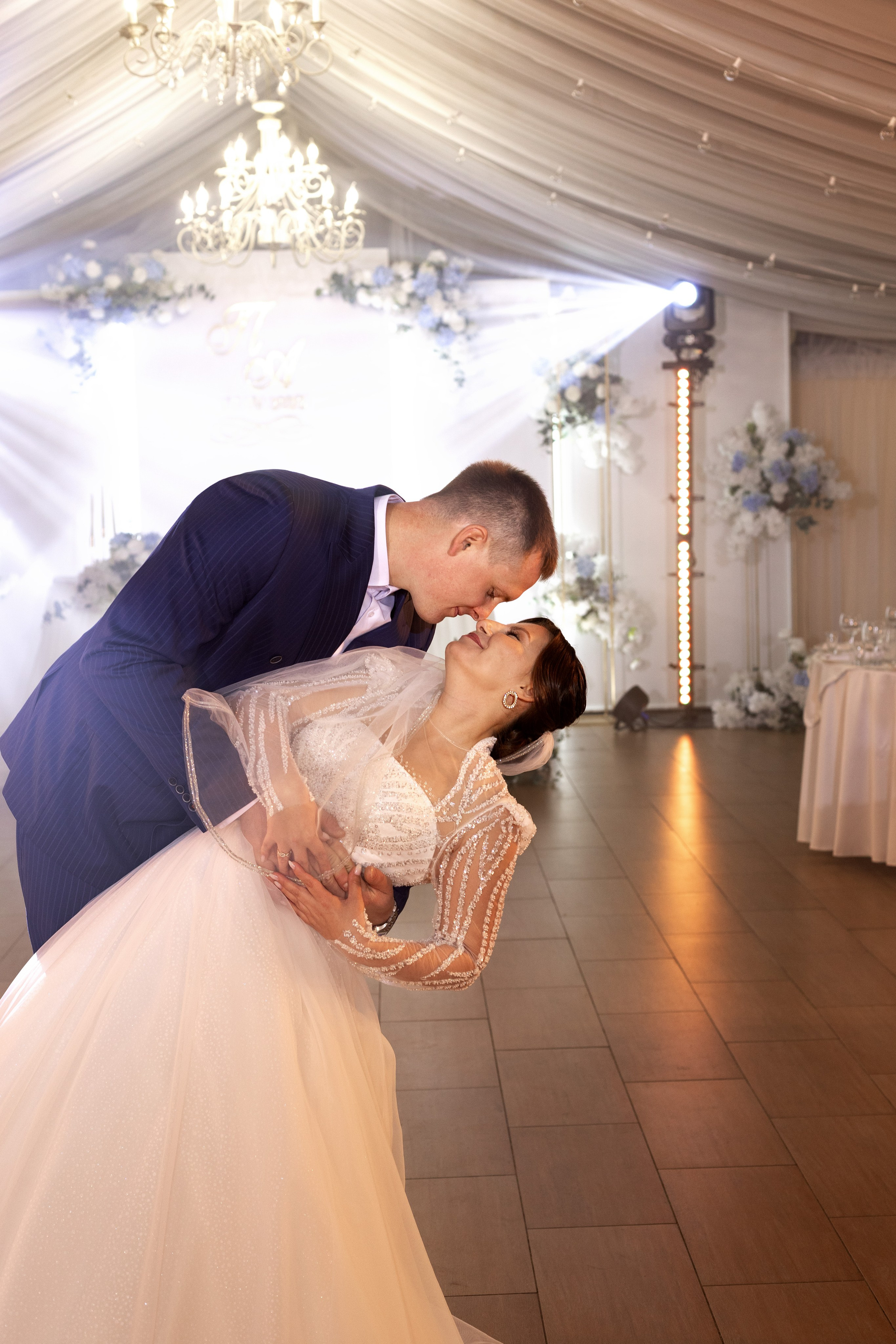 Свадебные истории. Женский фотограф в Орске Новотроицке Динара Долганова