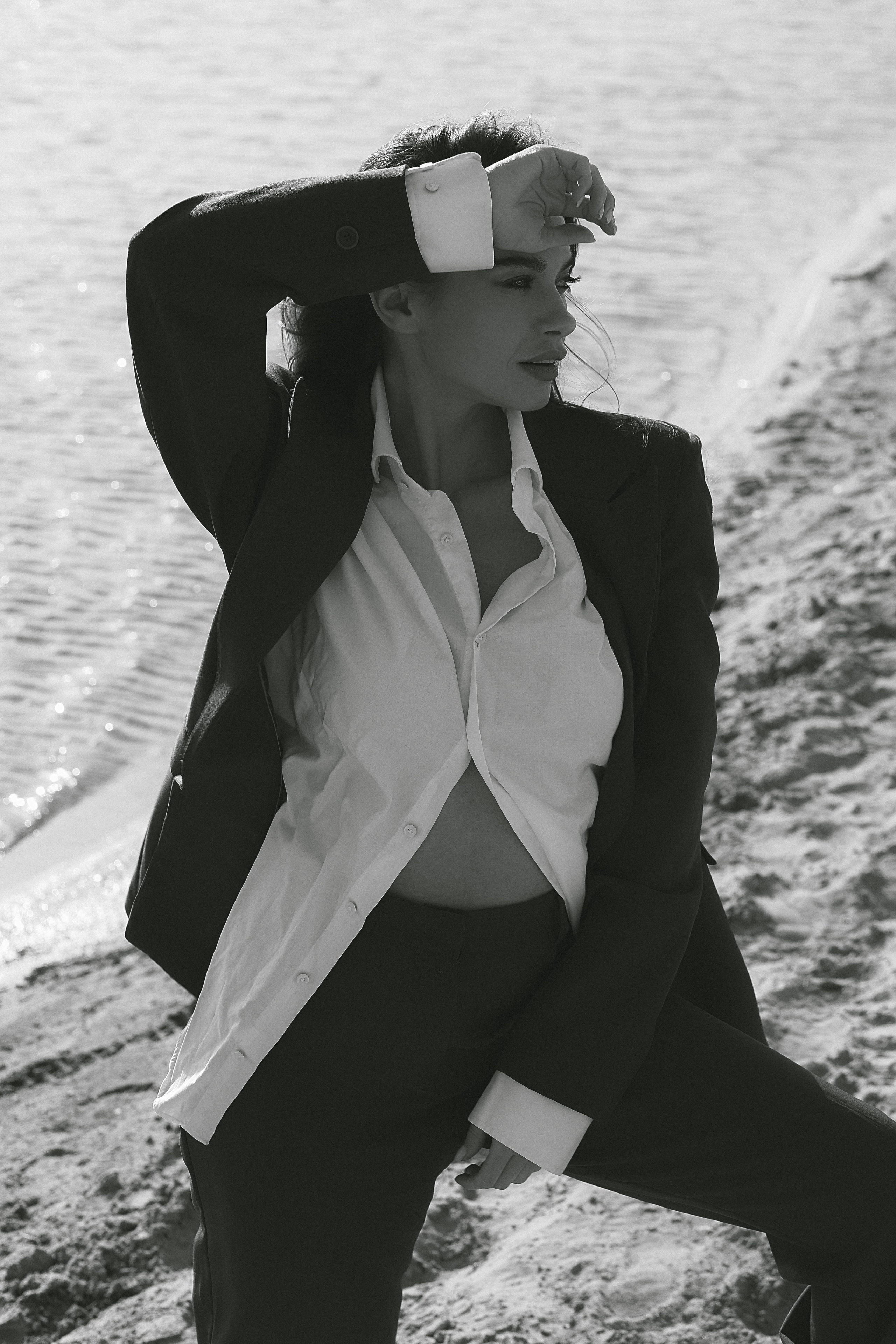 Мария, съемка на берегу