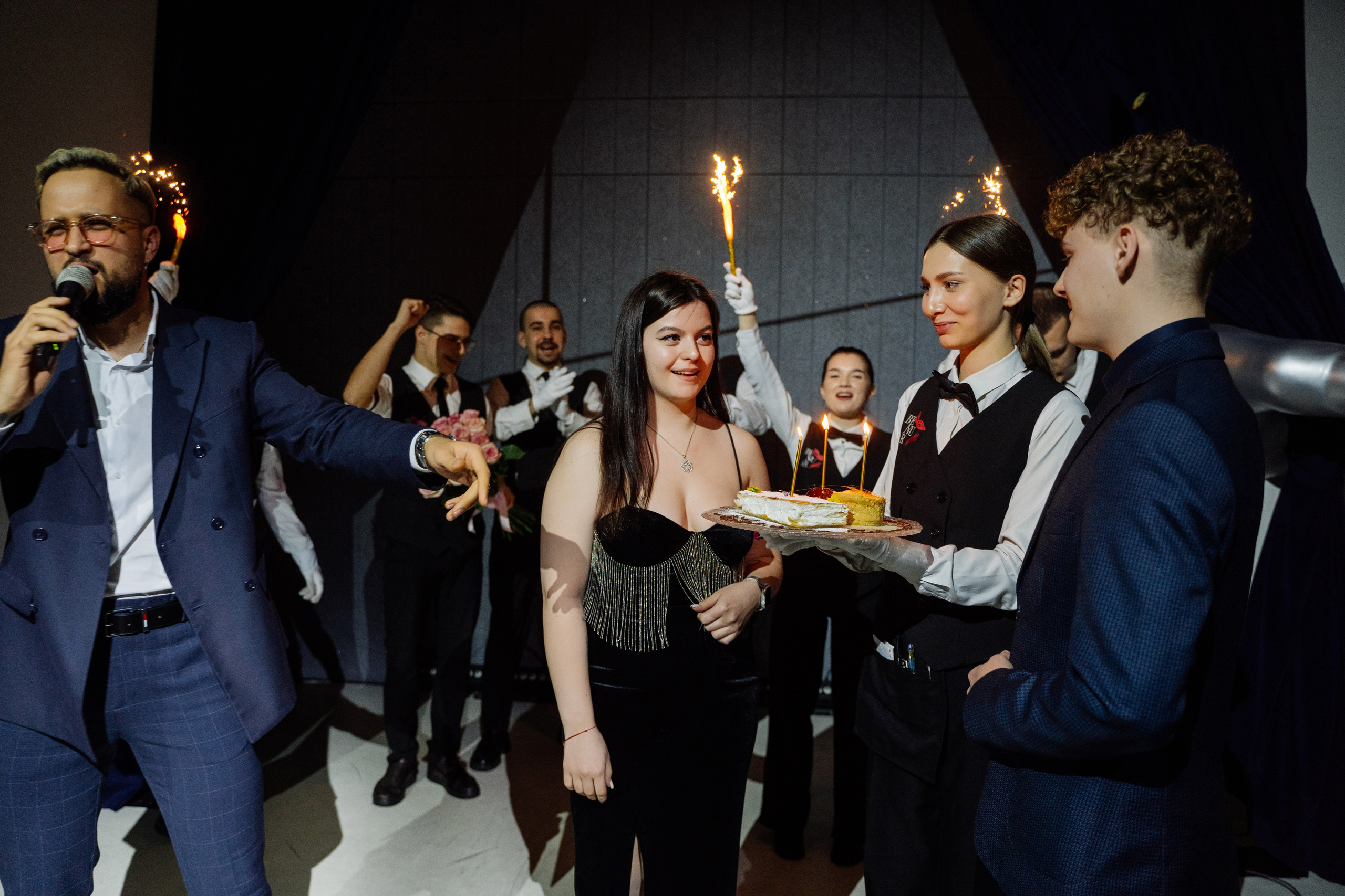 14 февраля (среда). BENUAR Restaurant