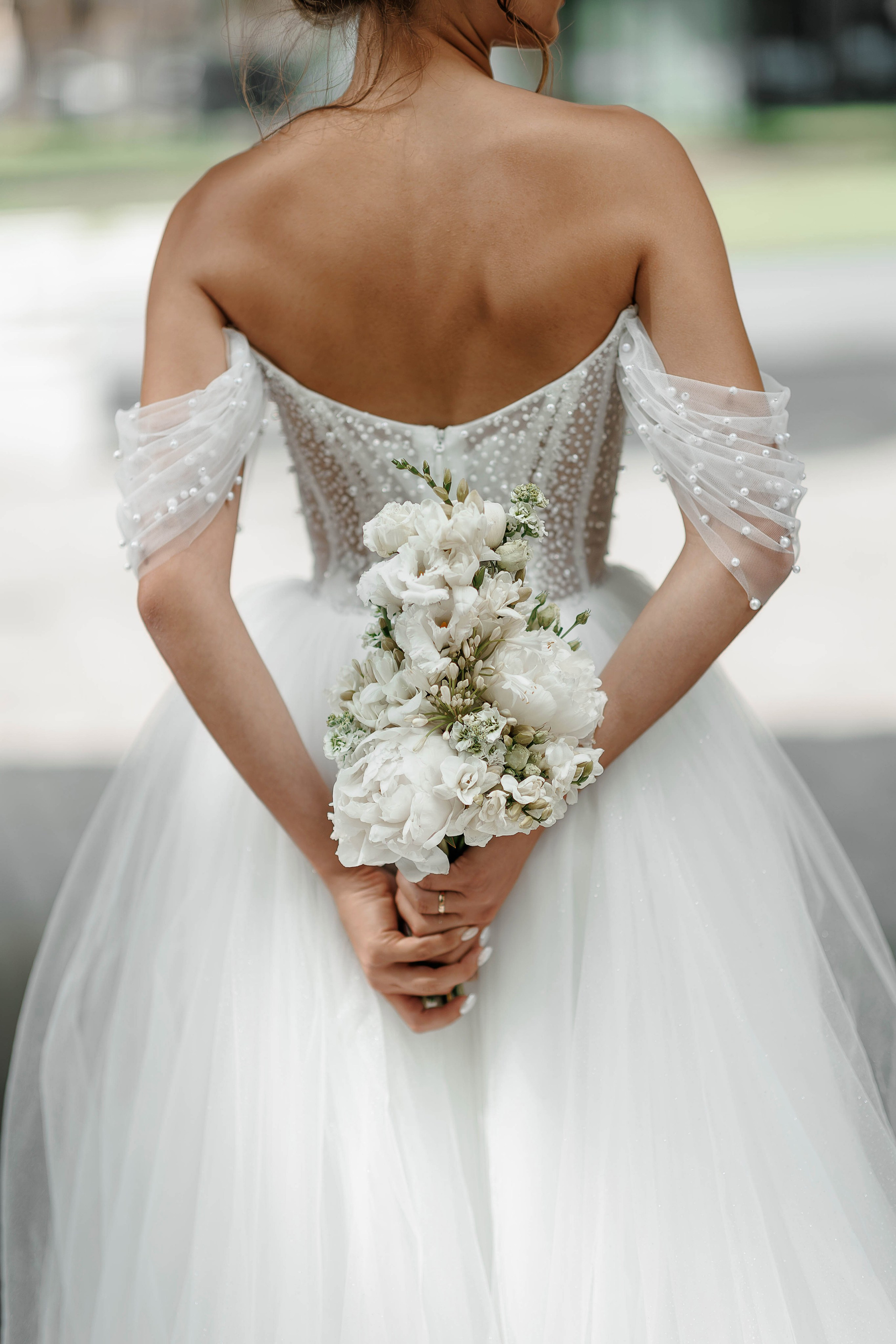 Букет невесты, свадебный силуэт в ghrt Орленок в Воронеже