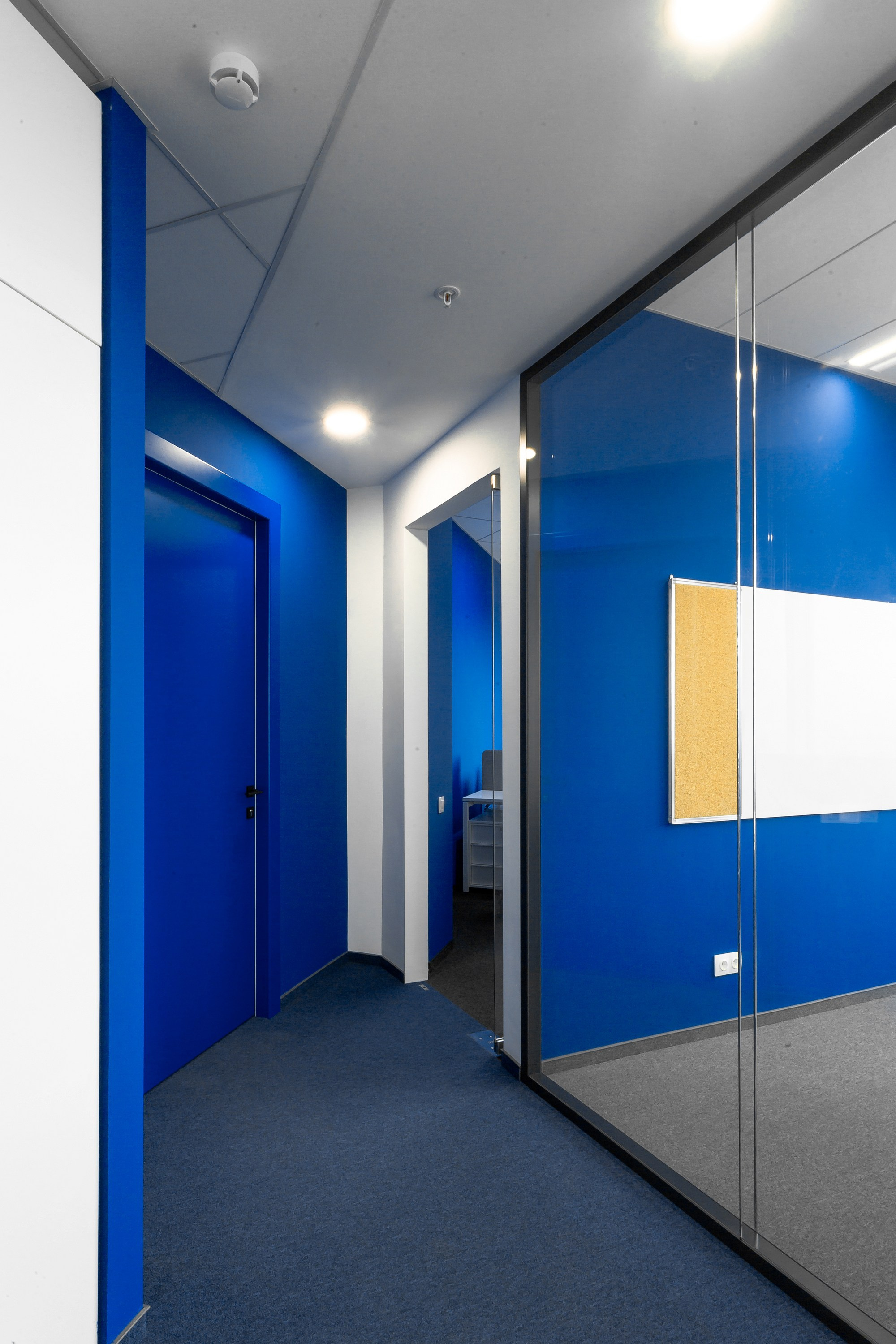 Mercure space. Репортажный фотограф в Алмате Чумаков Георгий