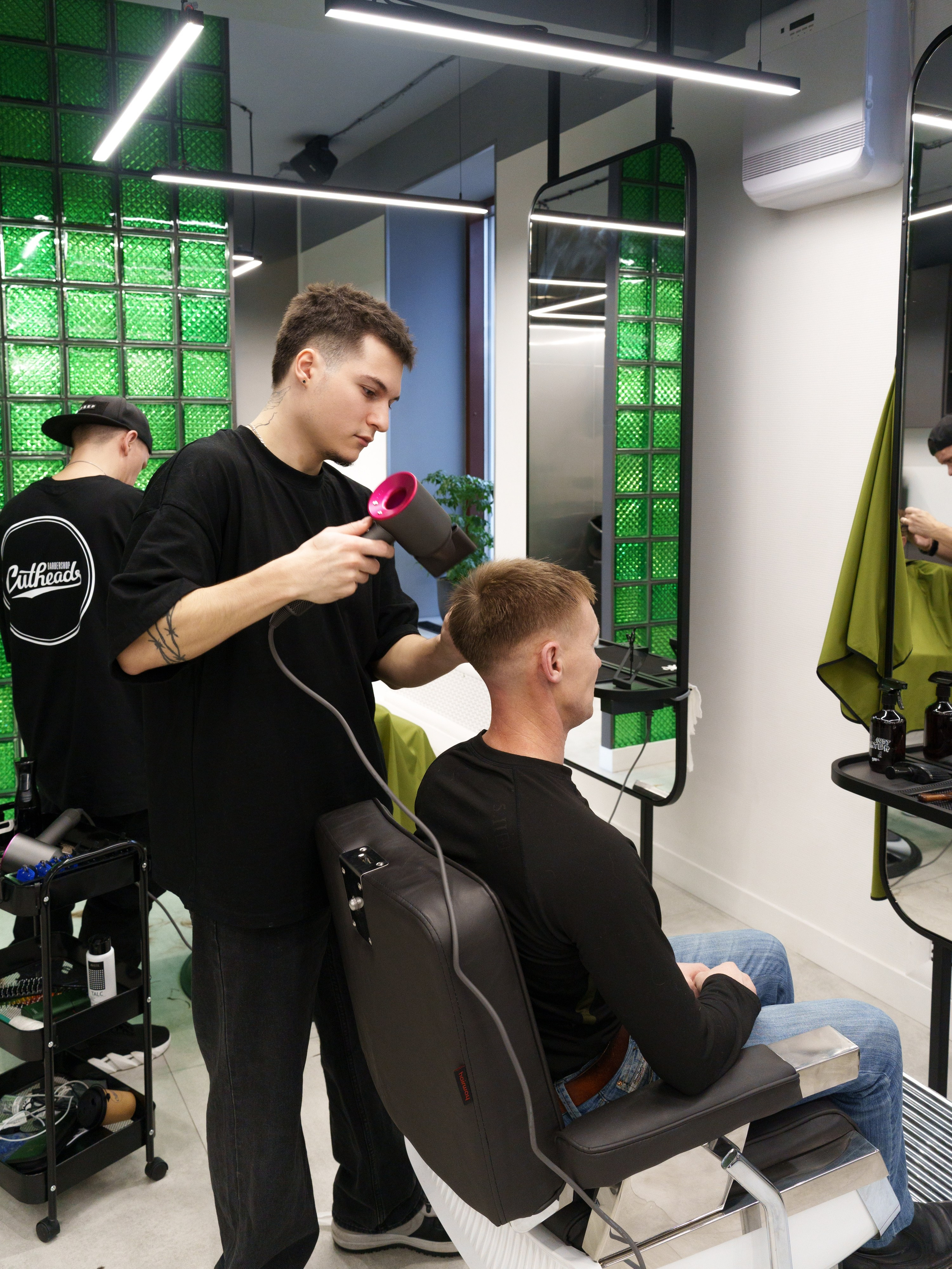 Барбершоп. Иван Упоров — фотограф, рилсмейкер чебоксары