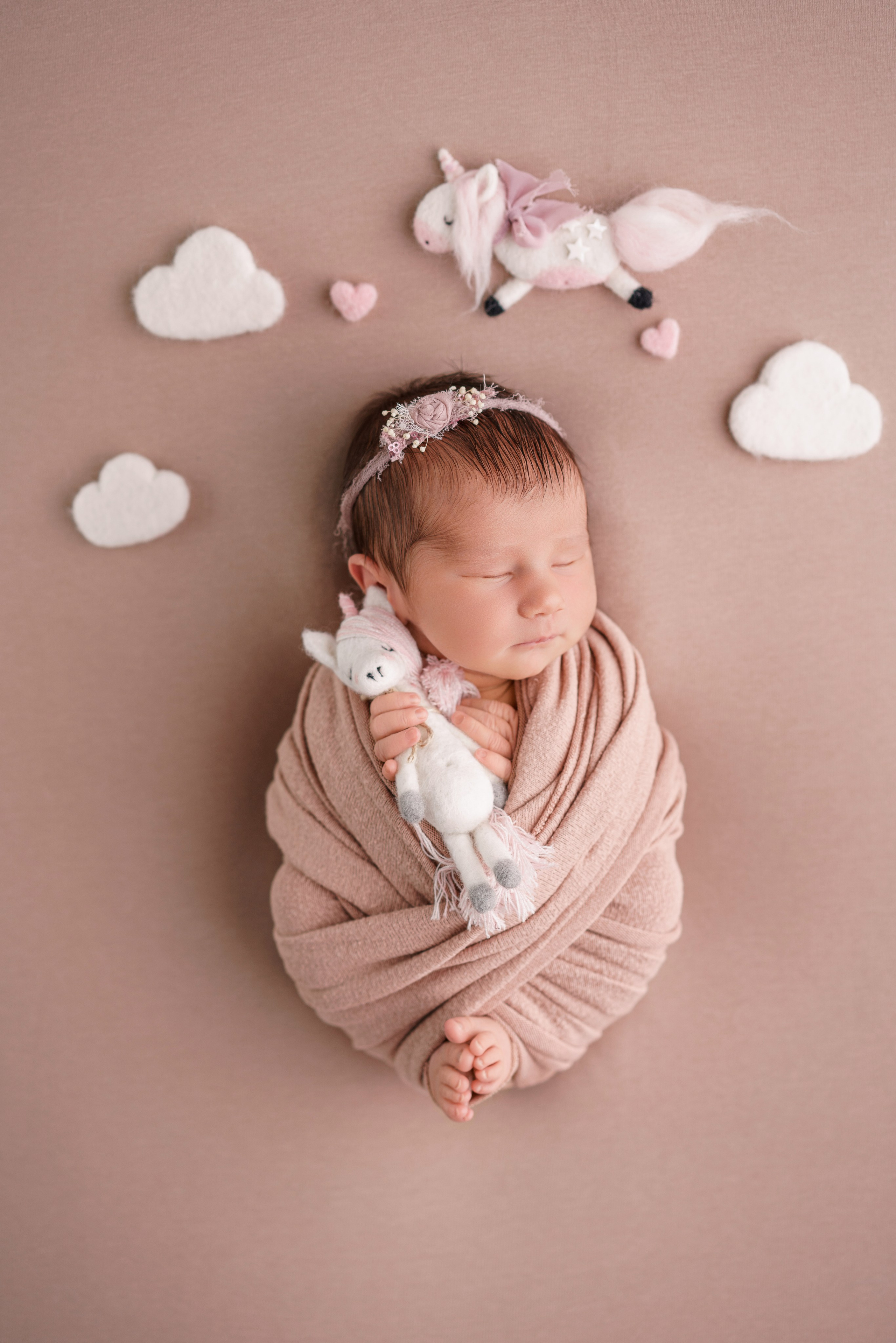 Фотосессия новорожденных | Галерея трогательных кадров малышей в стиле newborn. Фотосессия новорожденных в Москве и Московской области | Профессиональный фотограф newborn — Татьяна Иванова