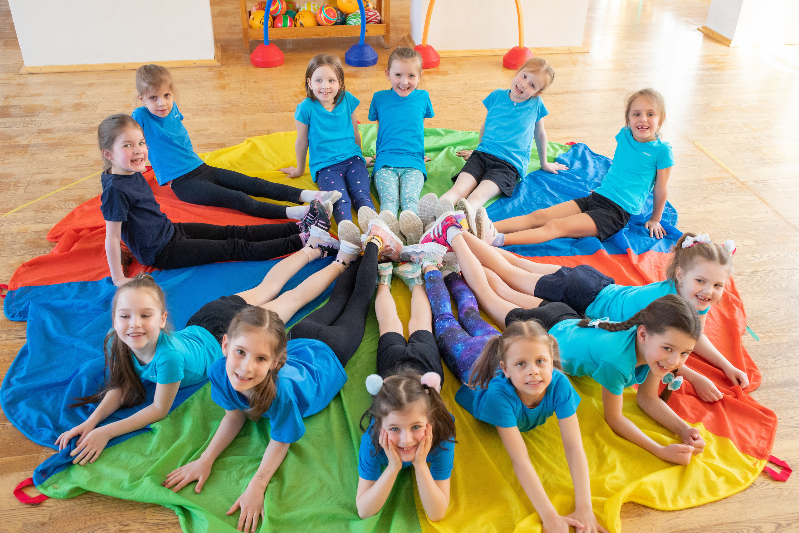 Пример фотосессии в детском саду для выпускного альбома. Выпускные альбомы для школ и детских садов — фотокниги и виньетки