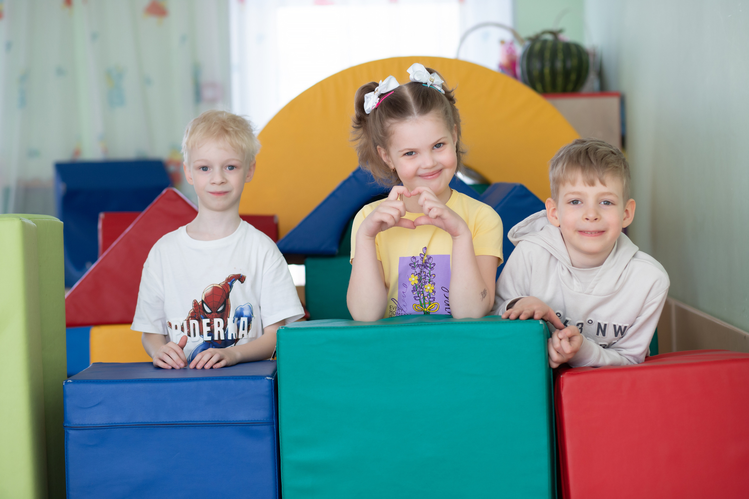 Пример фотосессии в детском саду для выпускного альбома. Выпускные альбомы для школ и детских садов — фотокниги и виньетки