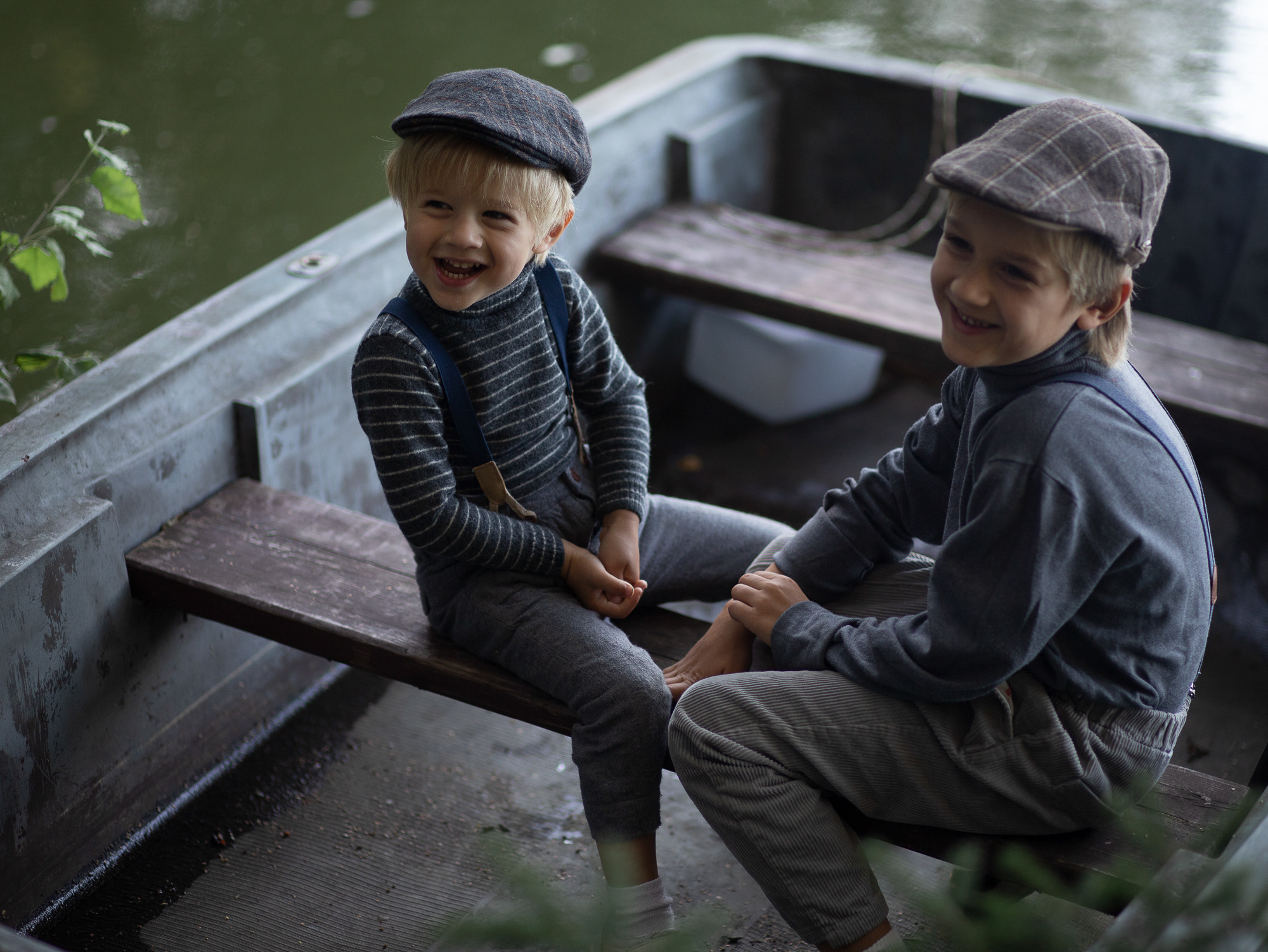 Парни в лодке. Семейный фотограф в Санкт-Петербурге Ирина Иванова