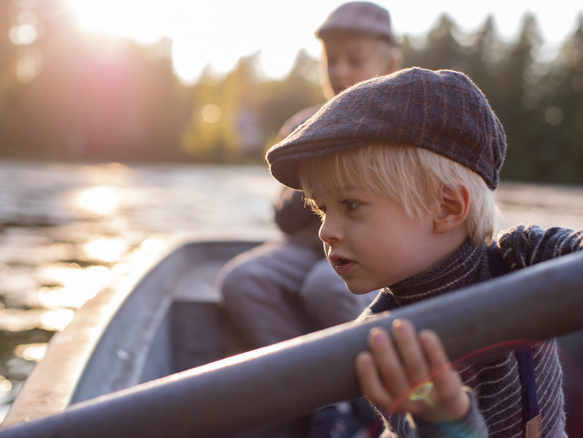 Парни в лодке. Семейный фотограф в Санкт-Петербурге Ирина Иванова