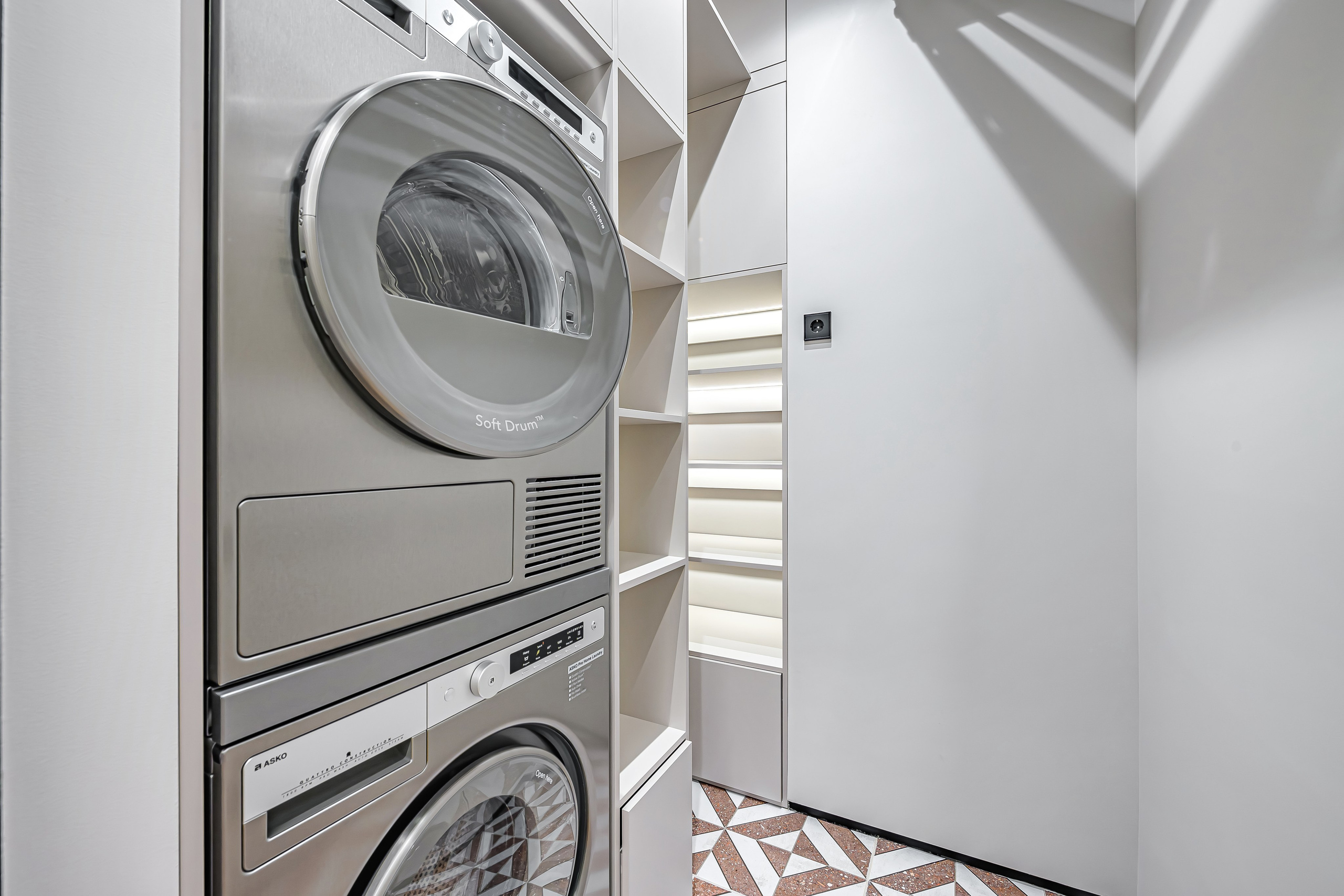 Интерьерная фотосъёмка современного ремонта. Интерьерный & Репортажный фотограф Озеров Денис, г. Москва