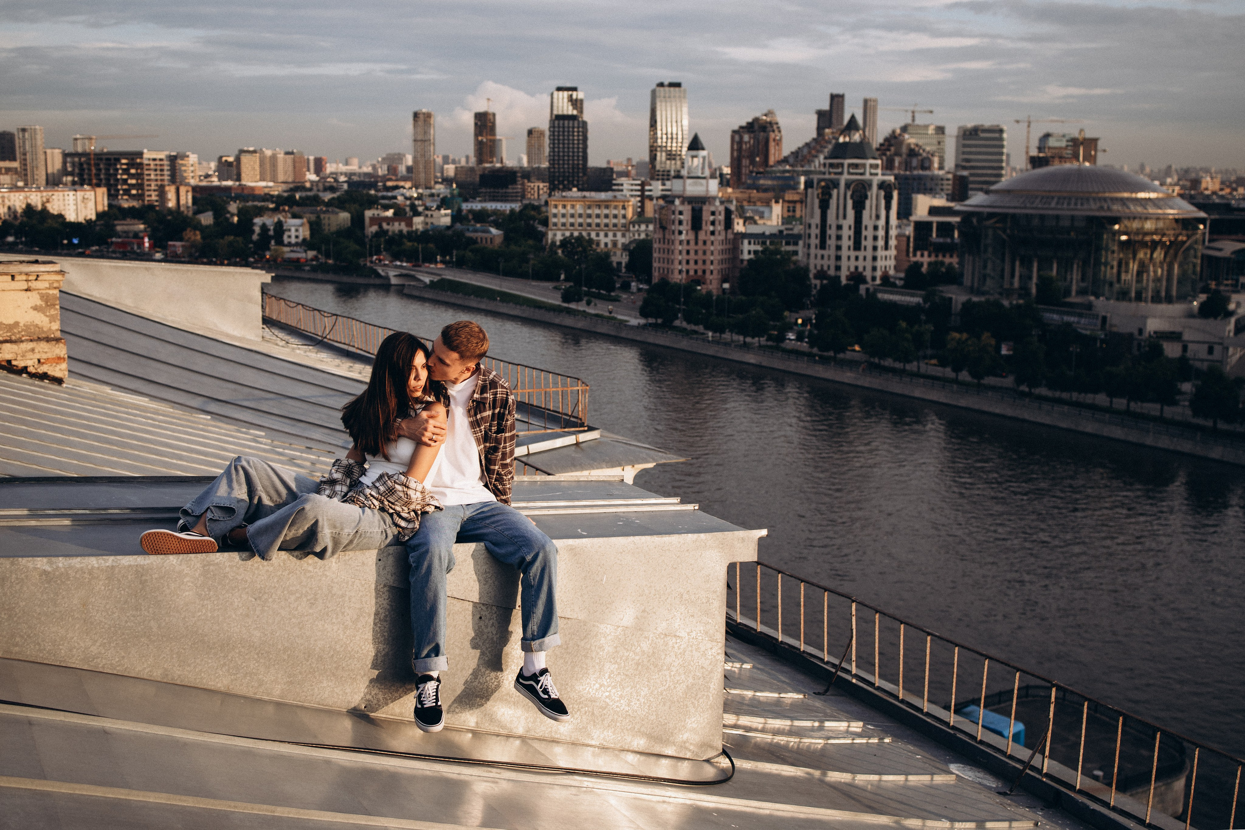 Виолетта и Макс на крыше. Семейный фотограф в Москве Марина Петра