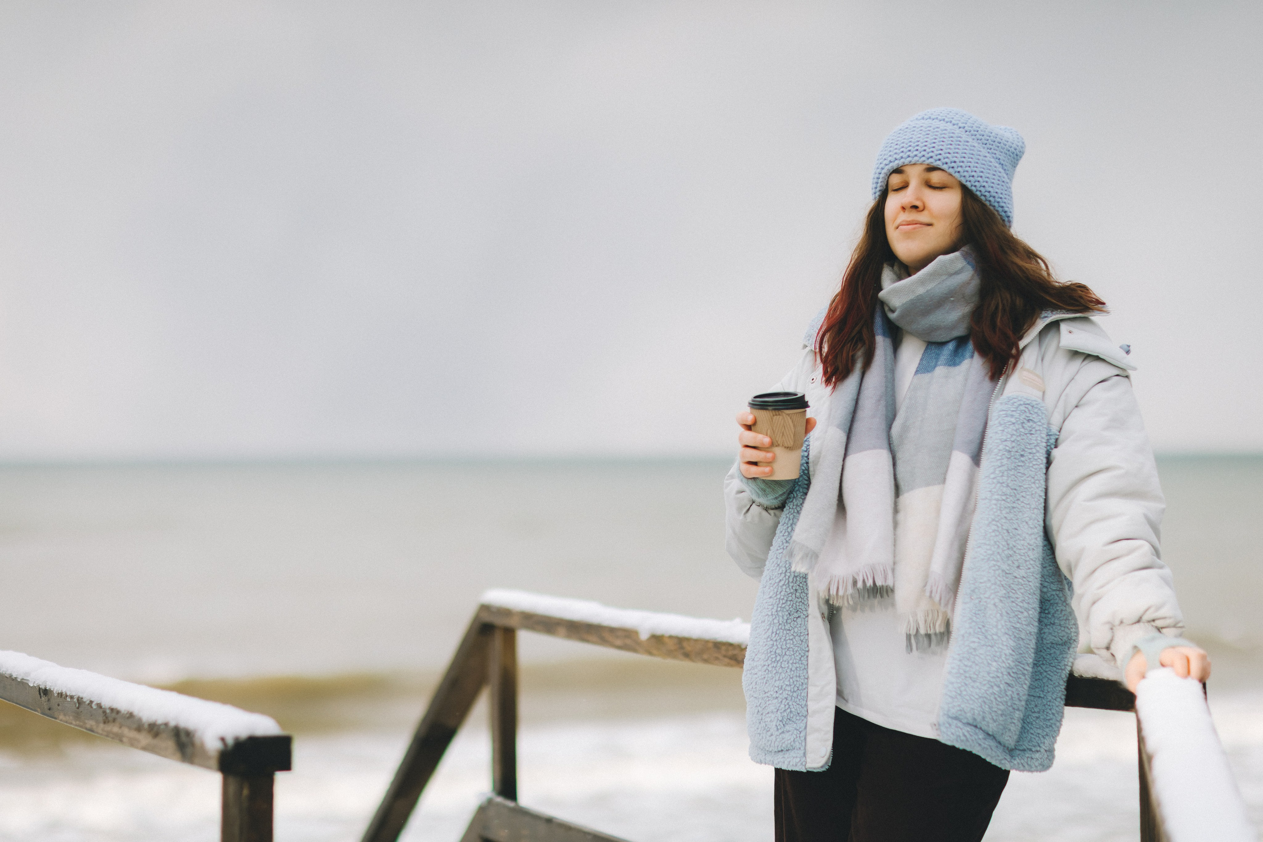 Маша и зима на Балтике. Фотограф Зеленоградск Красильникова Елена