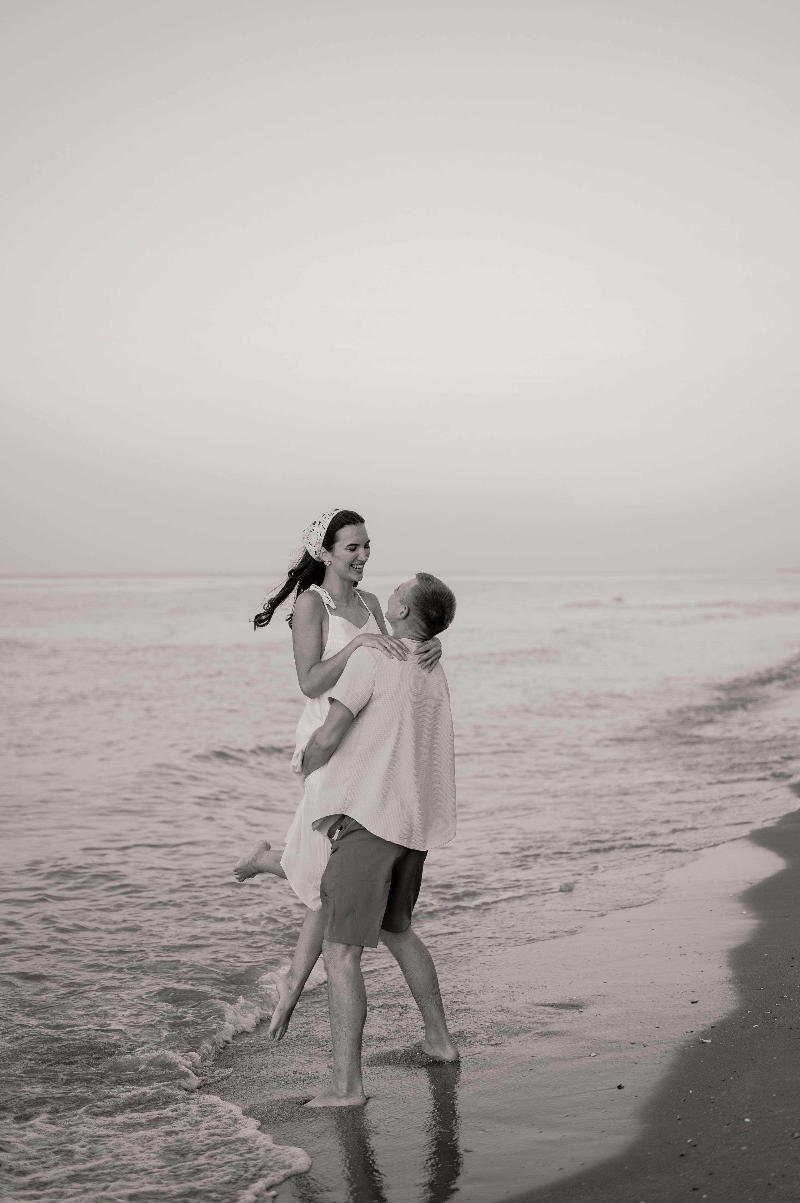 Предсвадебная съёмка на море🌊. Свадебный и семейный фотограф в Краснодаре Алина Мельник