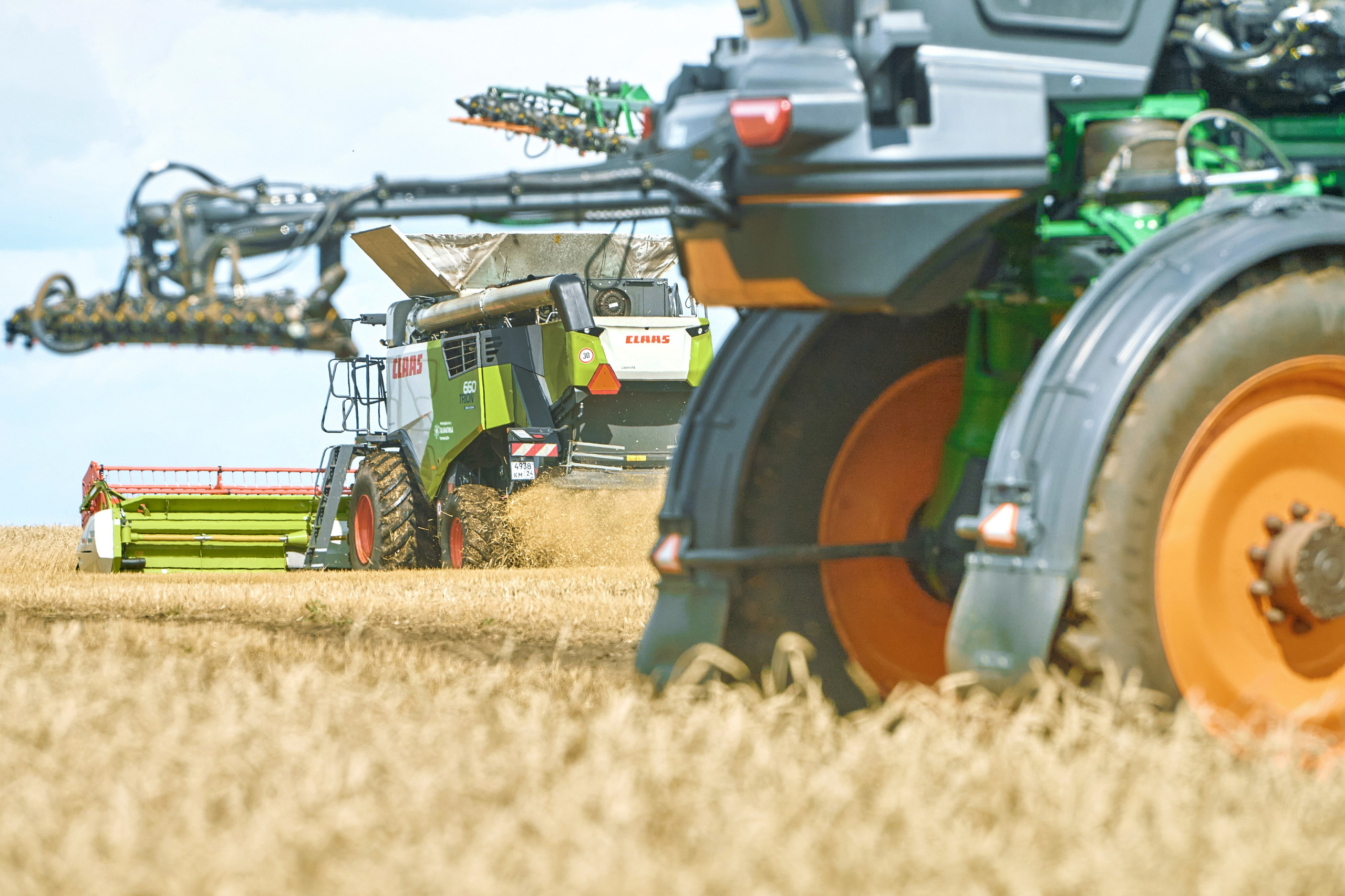 Портфолио репортажной фотосъёмки: сельхозтехника "Галактика". Фотограф Яковлев Роман — Красноярск