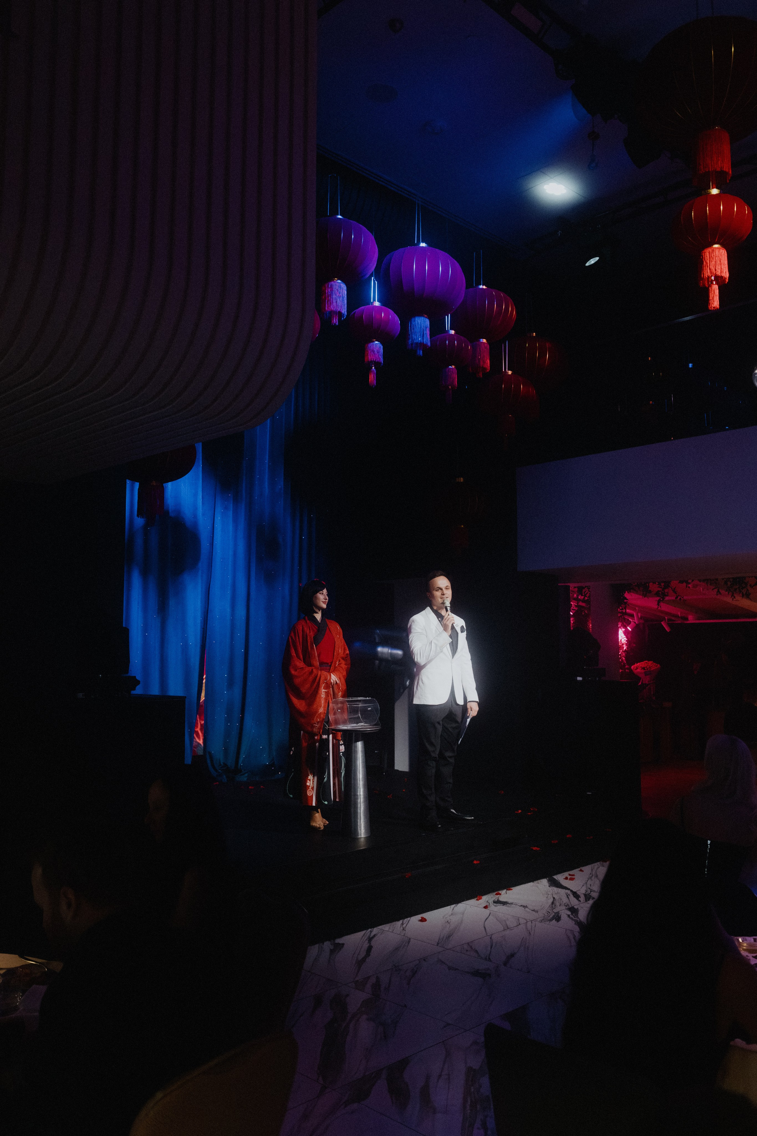 8 марта (воскресенье). BENUAR Restaurant