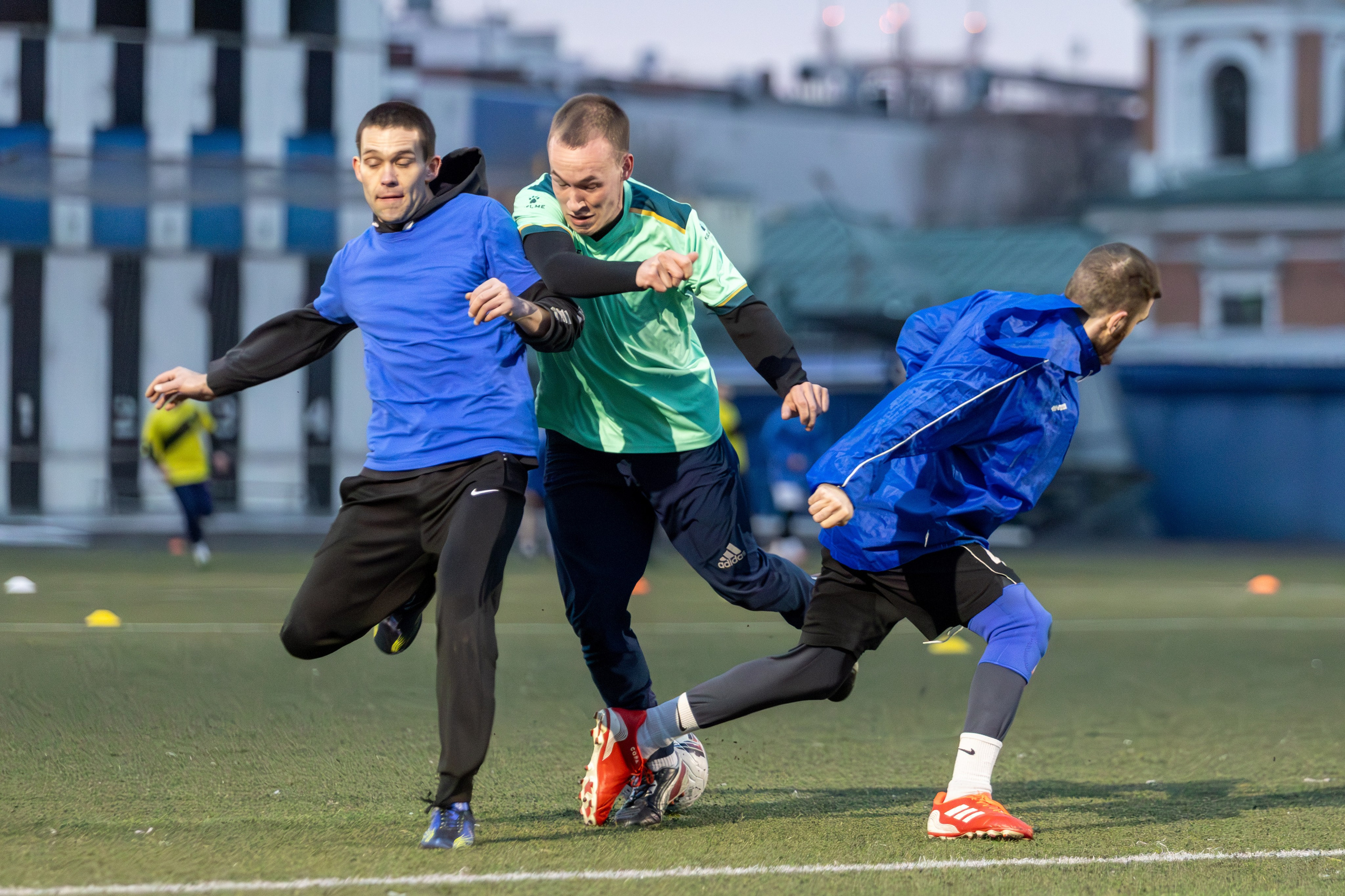 Ночная Футбольная Лига. ПЗСП — S22. 23.04.2026. Репортажный и спортивный фотограф в г. Пермь Зильберг Павел