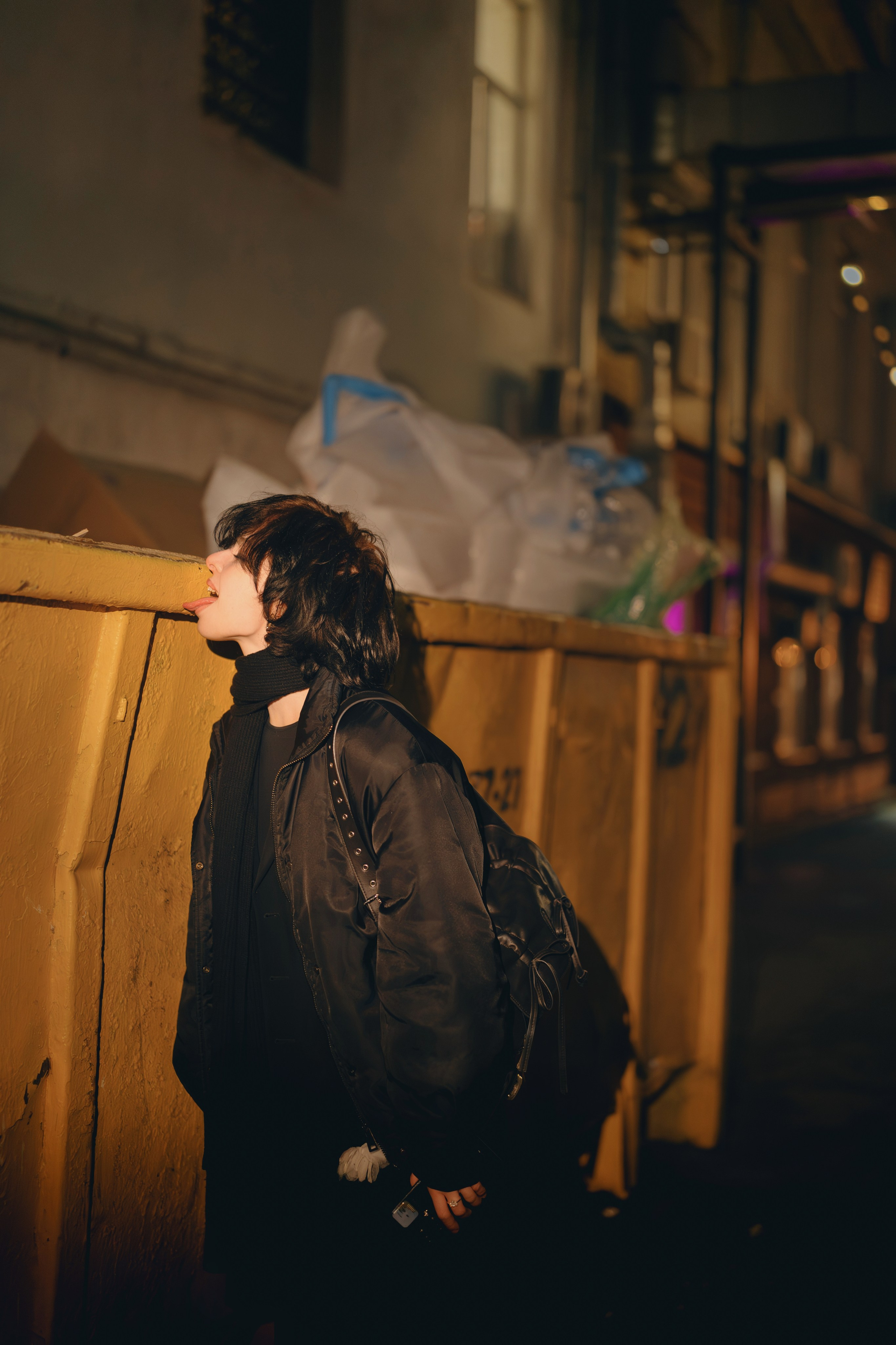 Лилуна портретная съемка ночь и мобильный свет. Портретный фотограф из Москвы. Павел Попов