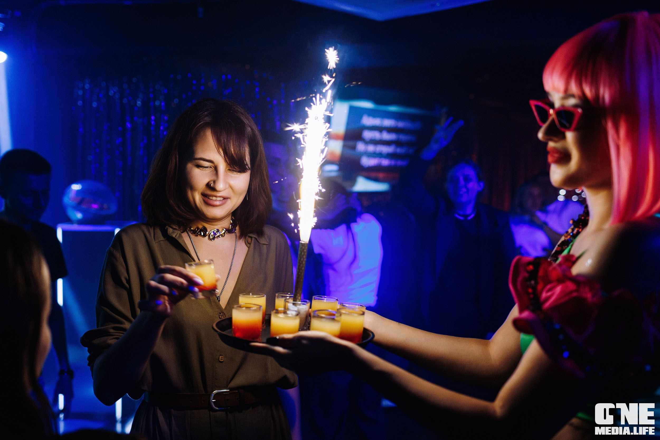 Фоторепортаж из караоке-клуба Эйфория. One Media Life: фоторепортажи, фотоотчеты с мероприятий и заведений