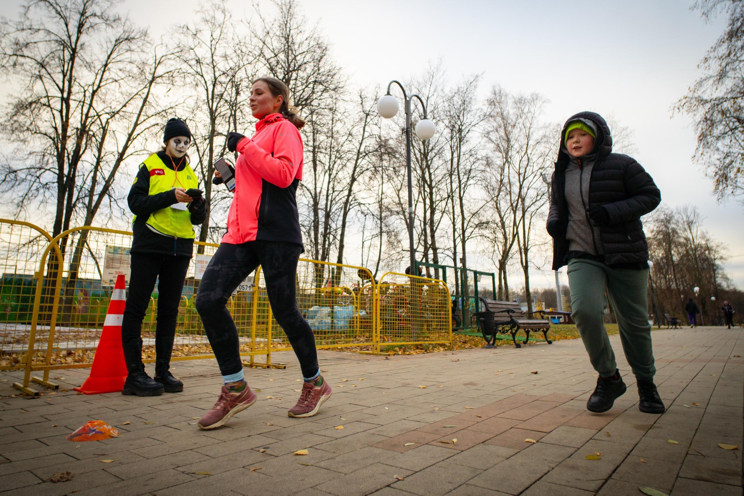 5 вёрст Наташинский 9 ноября 2024. Роман Капилюшов. Бег. Фото. Видео. г. Люберцы