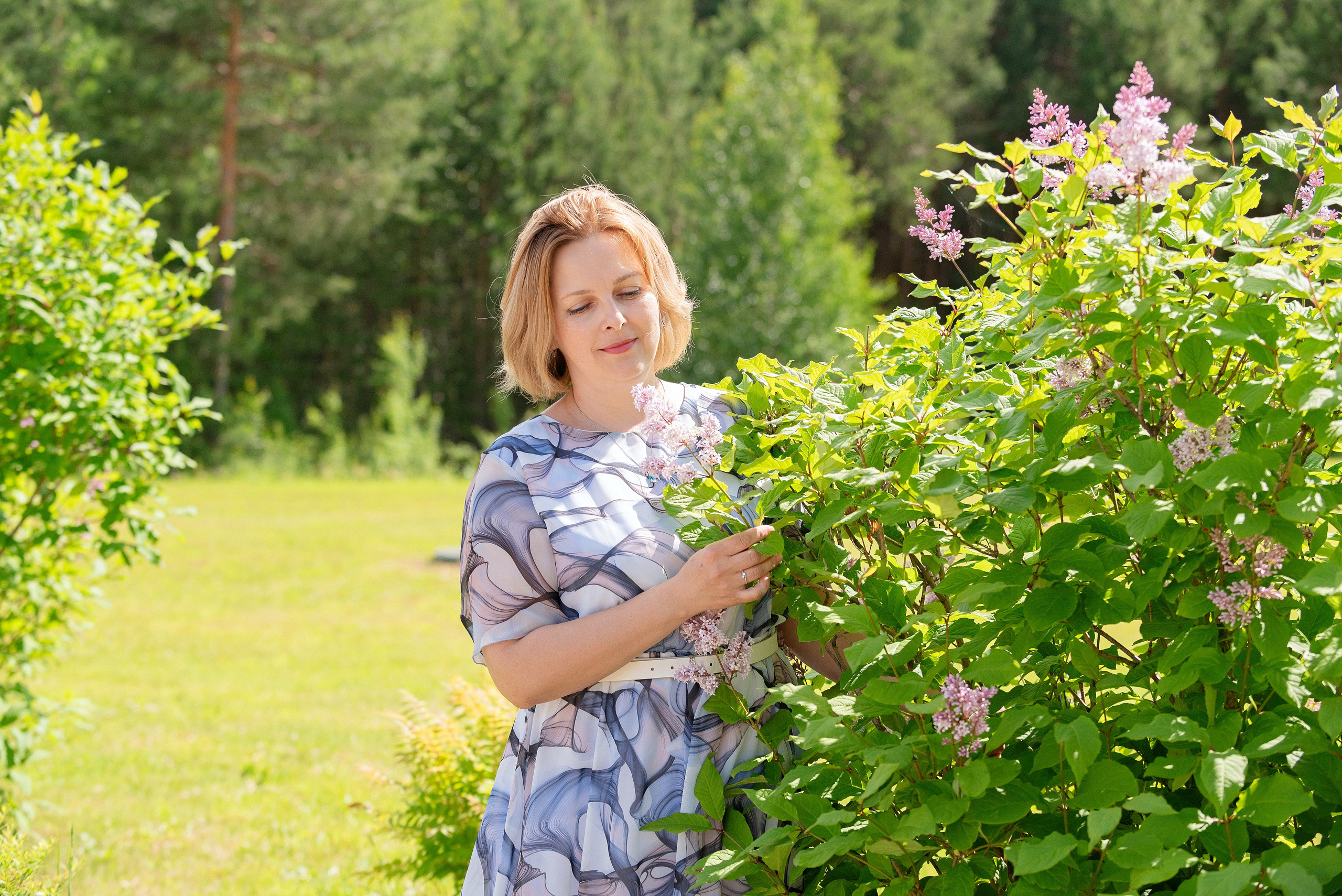 Семейная прогулка в парке Кедровый Лог. Детский и семейный фотограф в Сургуте и Нефтеюганске Анна Старцева