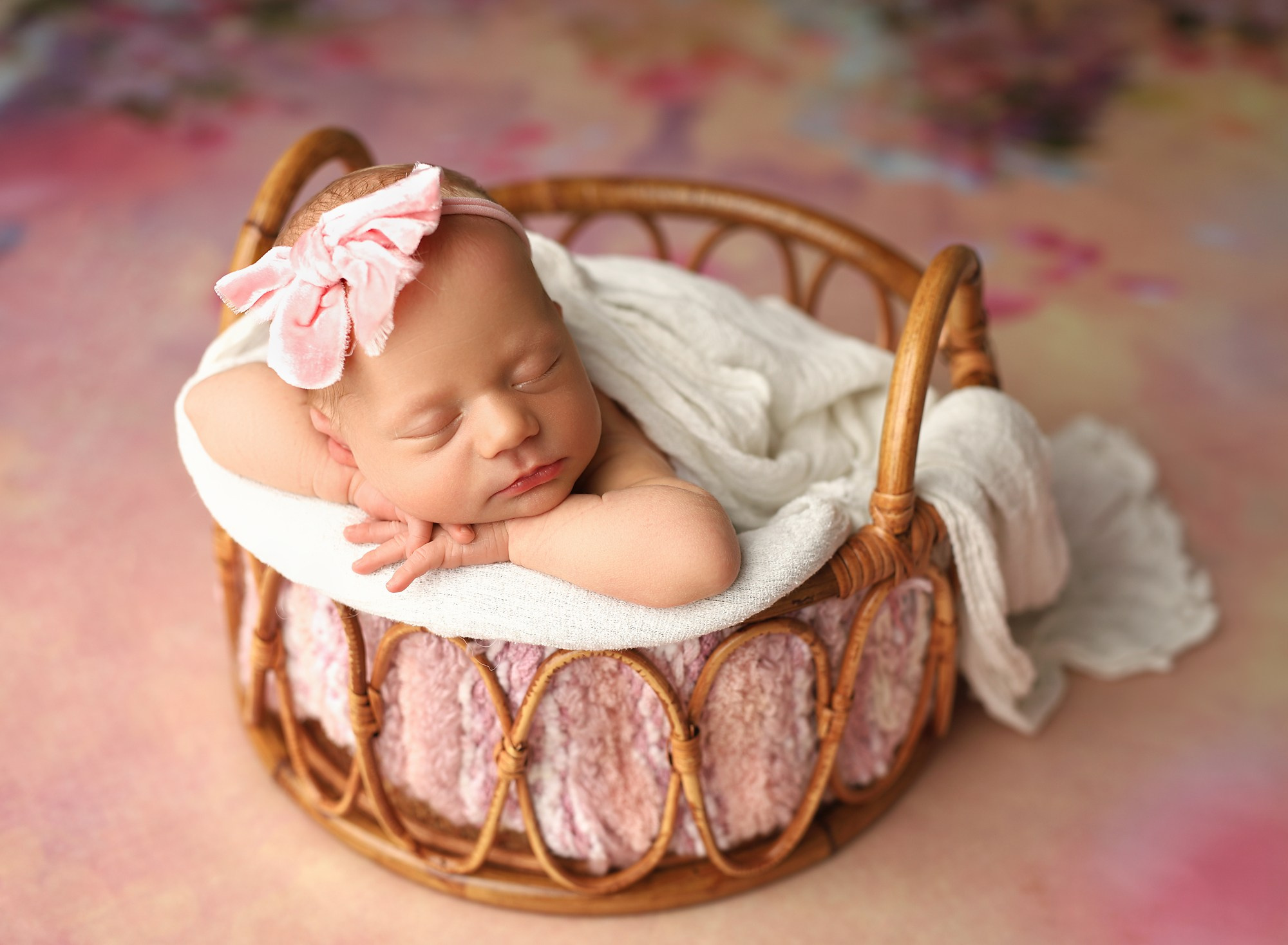 Newborn. Фотограф новорождённых в Казани Нейля Гильмутдинова ньюборн
