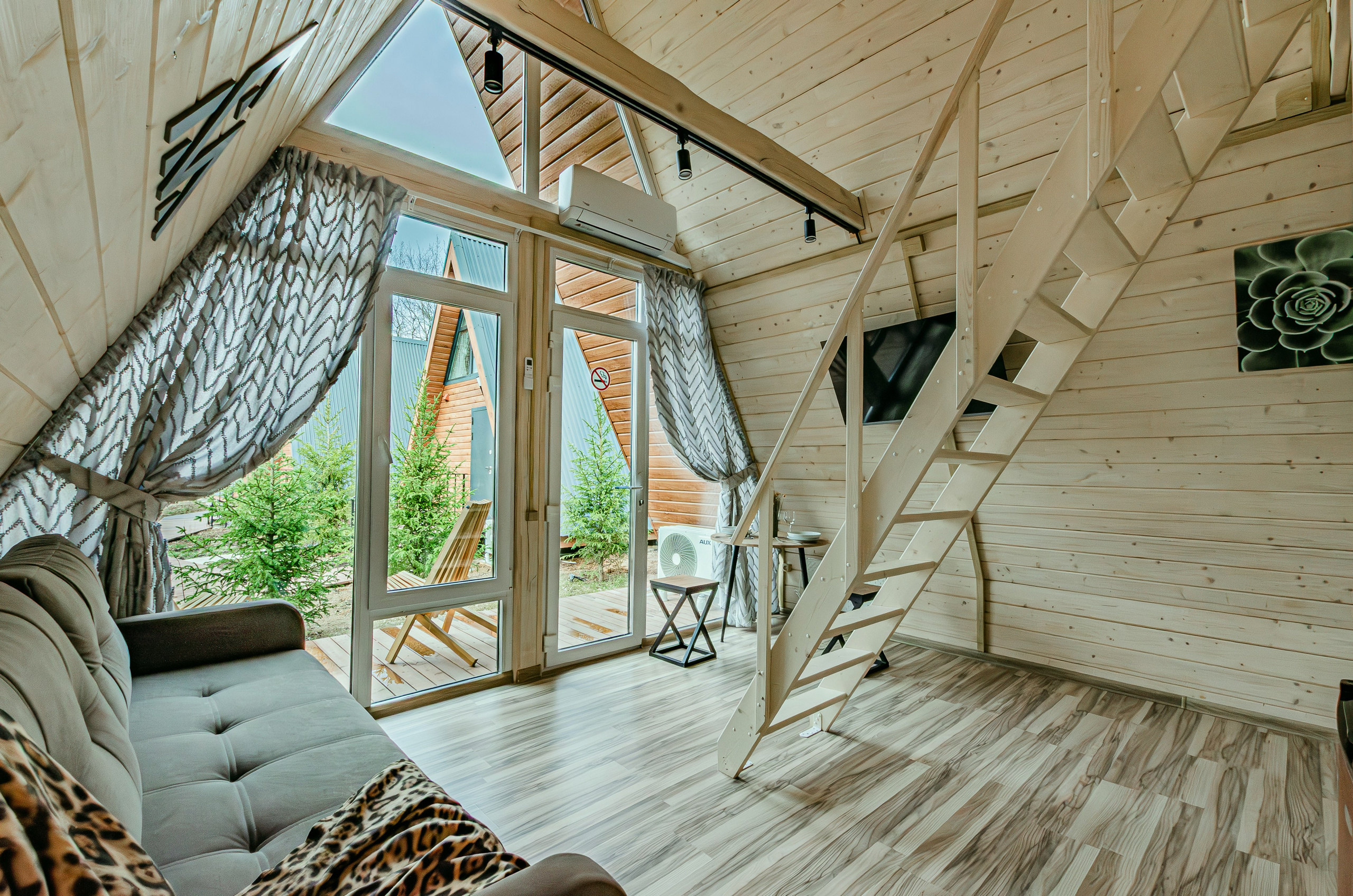 Глэмпинг Лысая гора (весна). Nataliphotokzn.ru Фотограф. Казань. Интерьерная съёмка